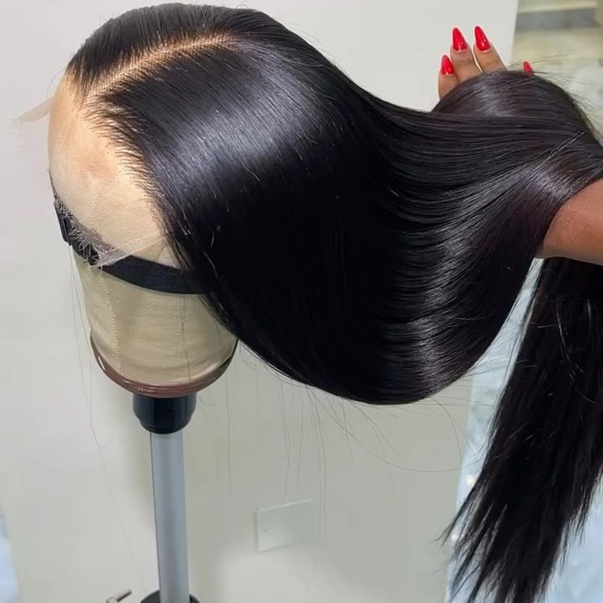 Straight Human Hair Wig 13×4 HD Lace Front 200 Density Glueless Natural Black