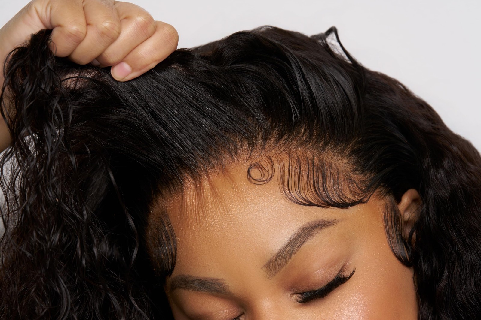 Waterproof Lace Wig Glue – Strong Hold, Quick Drying, Sweat & Water Resistant, 6