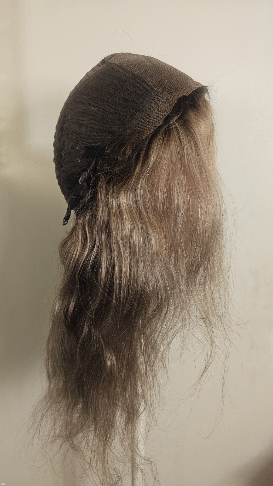 High Quality regular Top 22 to 24″ gray wavy 100% Virgin Human Hair Lace Wig