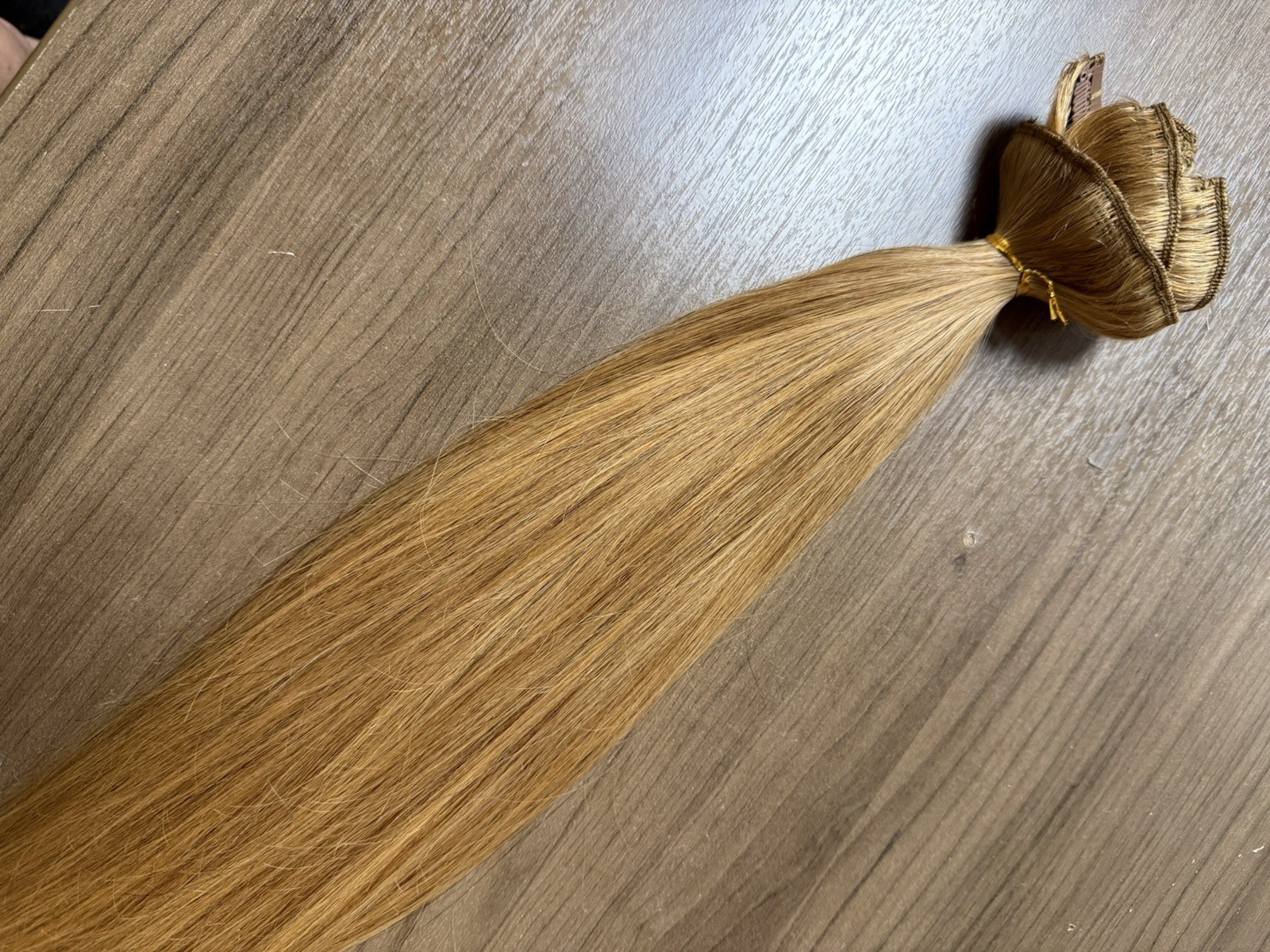 100% Human Hair Extensions- Clip in 10 pieces 140g 20 inch color #27