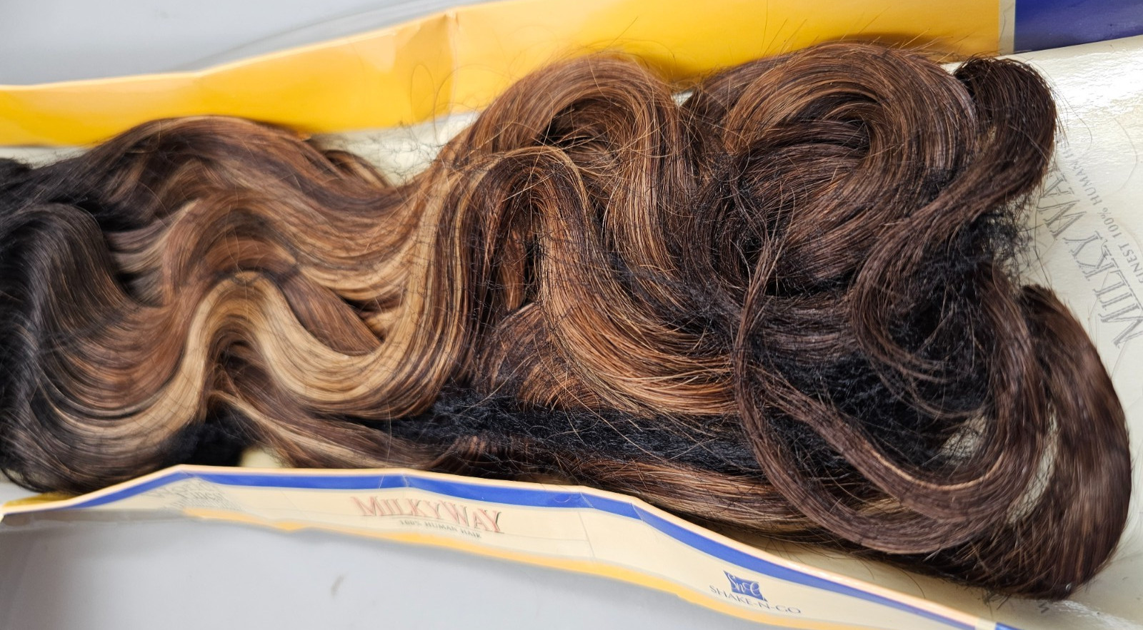 Milky Way 100% Human Hair 16″ Finger Roll Wave + FreeTress Synthetic Kelly Curl