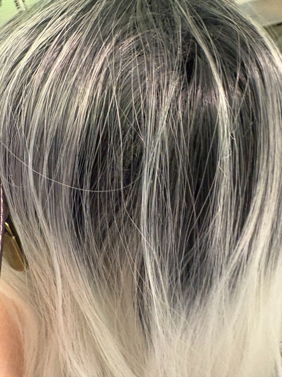 Women Ash Blonde Gray Silver White Ombre Wavy Curly Wig Shoulder Length Hair