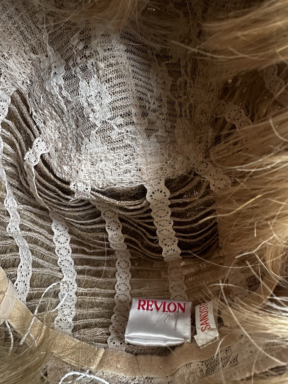 Revlon Reflections Wig Acclaim In Color 26R Medium Blonde