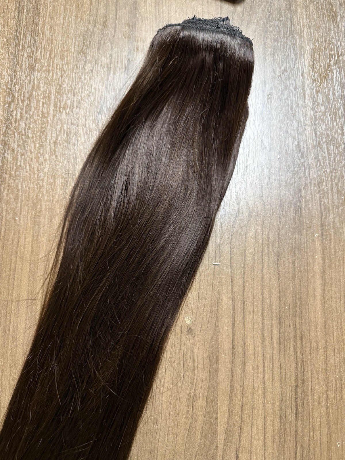 100% Virgin Human Hair Extensions- Clip in 7 pieces 140g. 24 inch Straight