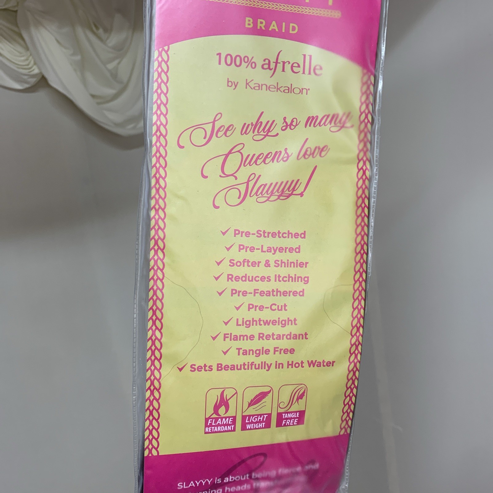 Slayyy Pre-stretched pre-feathered synthetic hair 54” 100% Afrelle By Kanekalon