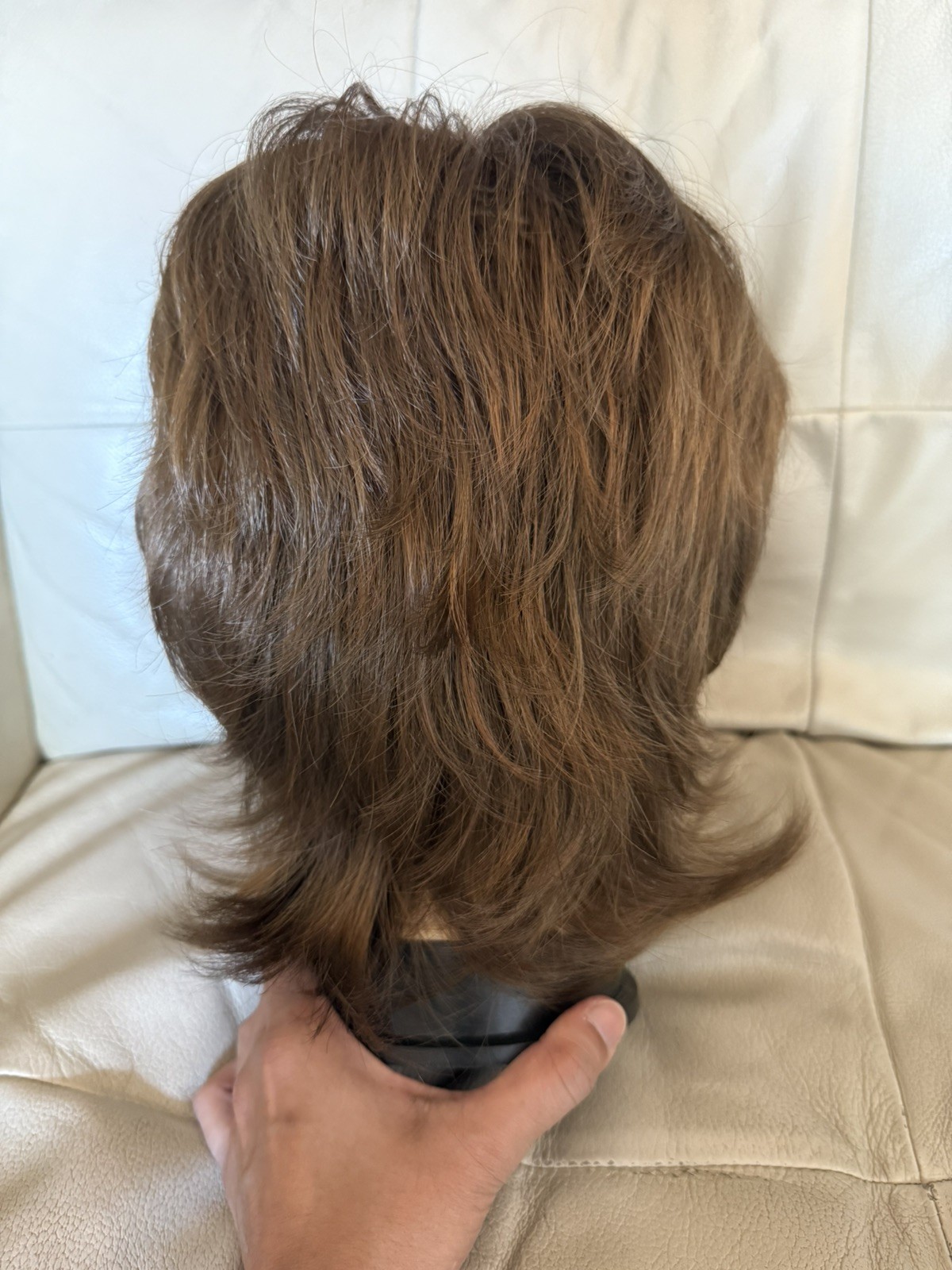 Henry Margu Short Layered Synthetic Wig Classic Cap Multi-Tonal Brown Pre-Owned