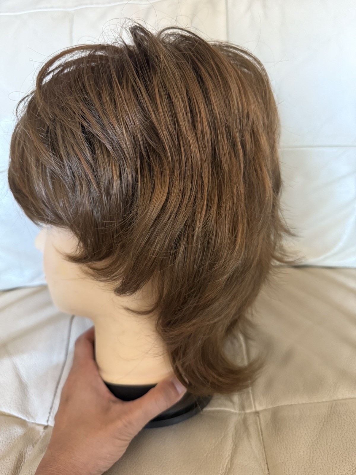 Henry Margu Short Layered Synthetic Wig Classic Cap Multi-Tonal Brown Pre-Owned