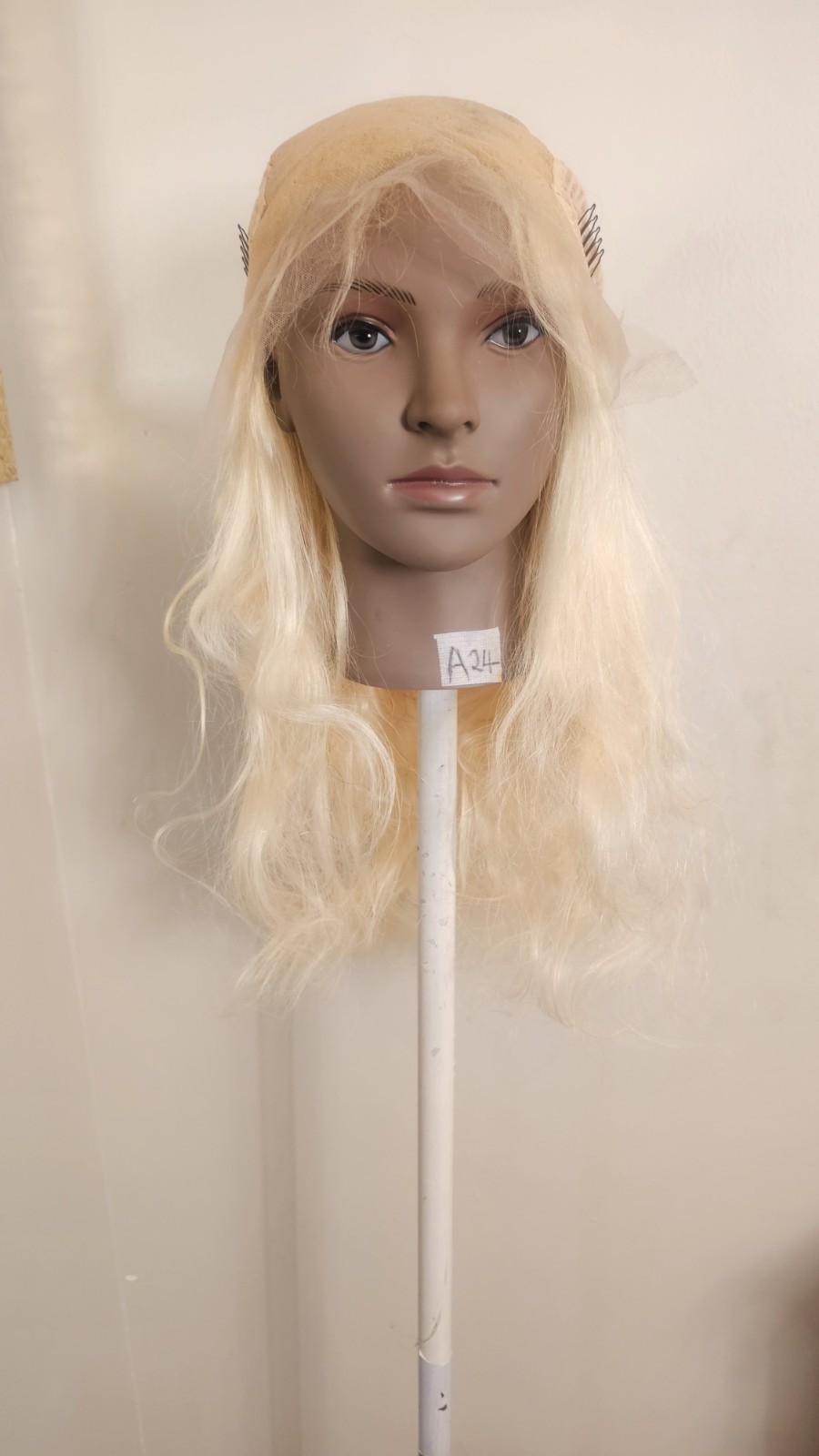 New High Quality regular Top 28″ straight 100% Virgin Human Hair Lace front Wig