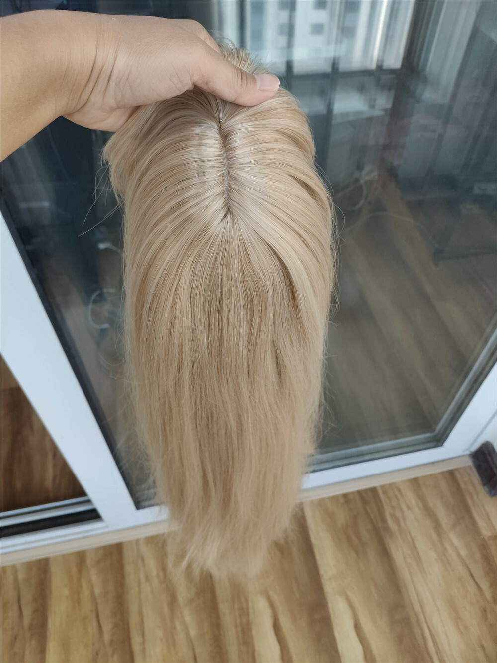 US 24″ Cosplay wig with bangs Full Head Ash Blonde Synthetic hair Long straight