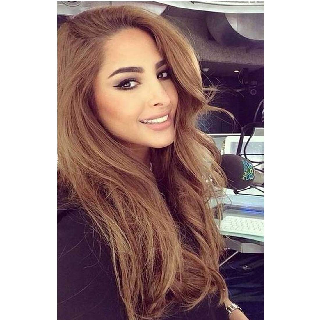 Clip in Synthetic Hair Extensions 18 in-140g Medium Brown/Dark Blonde