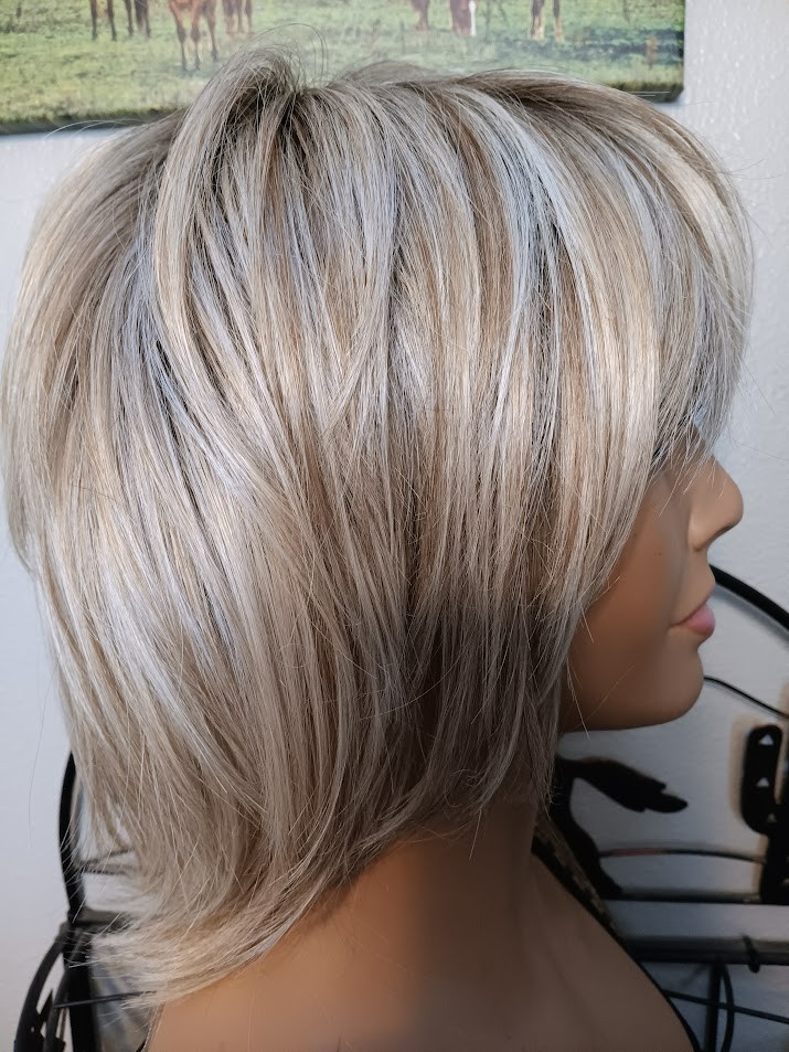 Raquel Welch Black Tie Chic wig in Shaded Biscuit