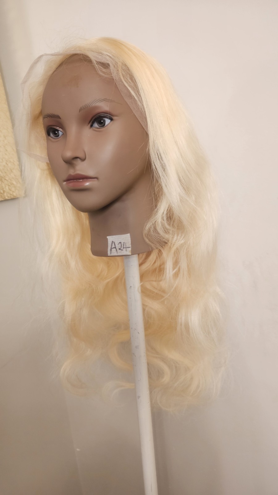 New High Quality regular Top 28″ straight 100% Virgin Human Hair Lace front Wig