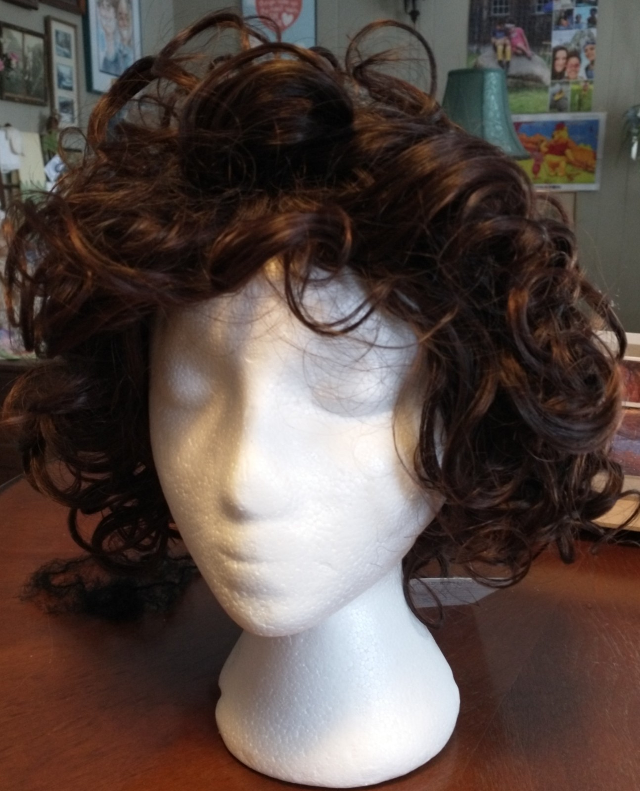 Women’s Brunette Curly Wig With Tag~New~Net~Care Instructions~Adjustable Fit~EXC