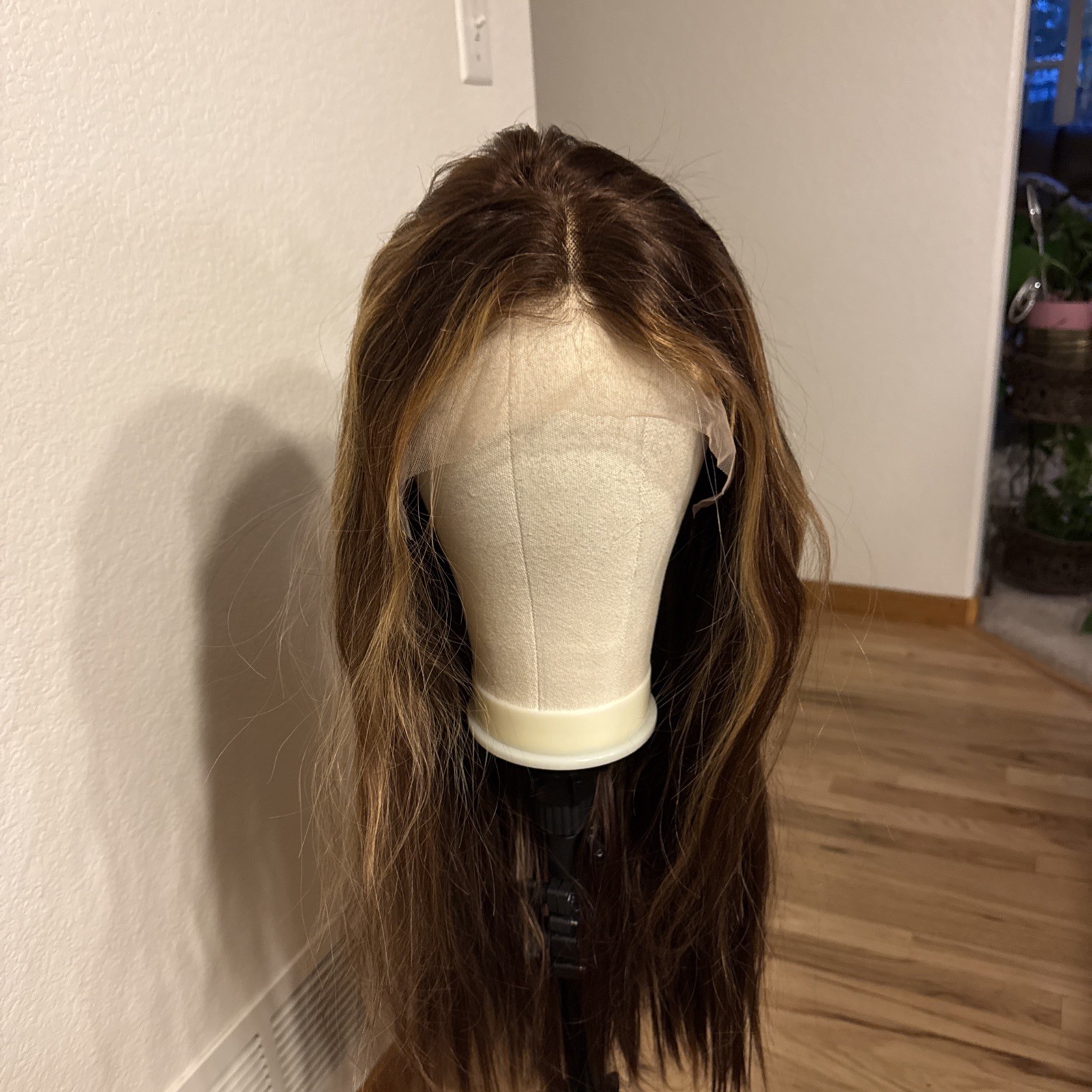 611 Human Blend 26” Brown With Blonde Highlights Very Soft 13×6 Lace