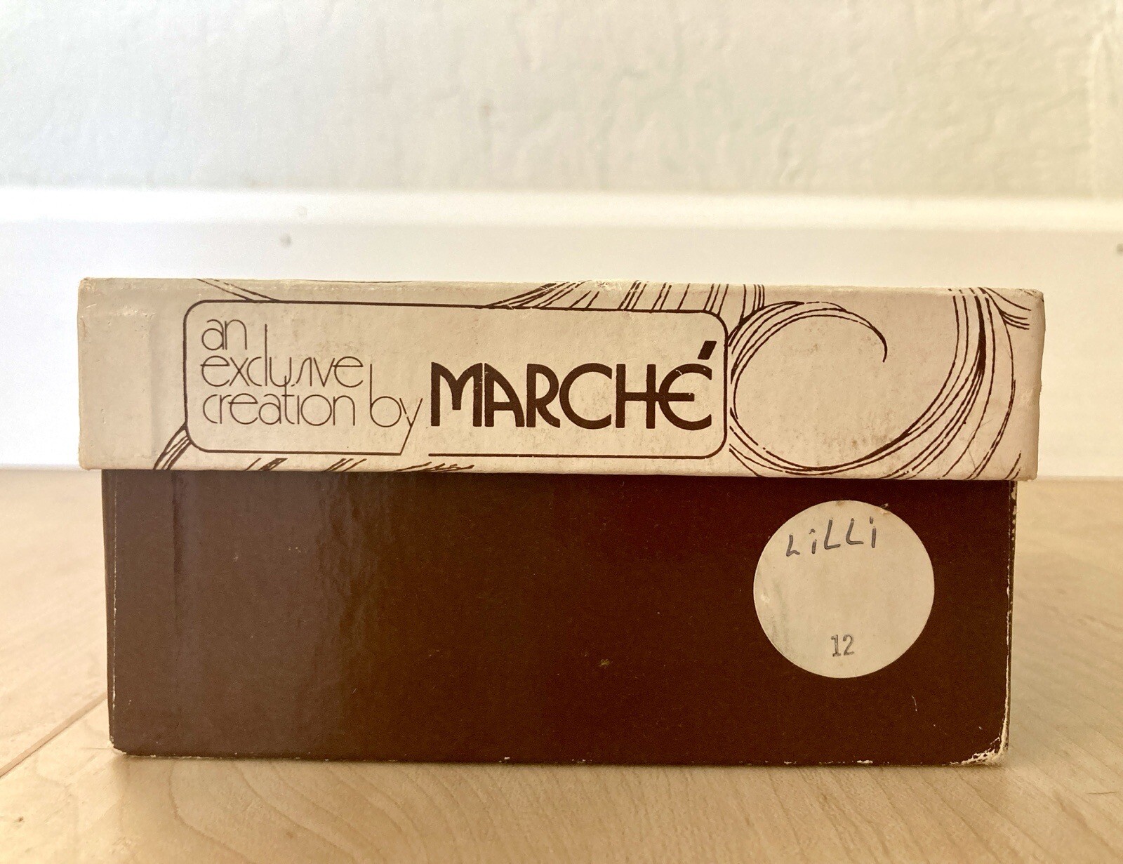 VTG 70s Marché Wig w/Original Box, Tag, Receipt, Styling Tips & Wig Care inserts
