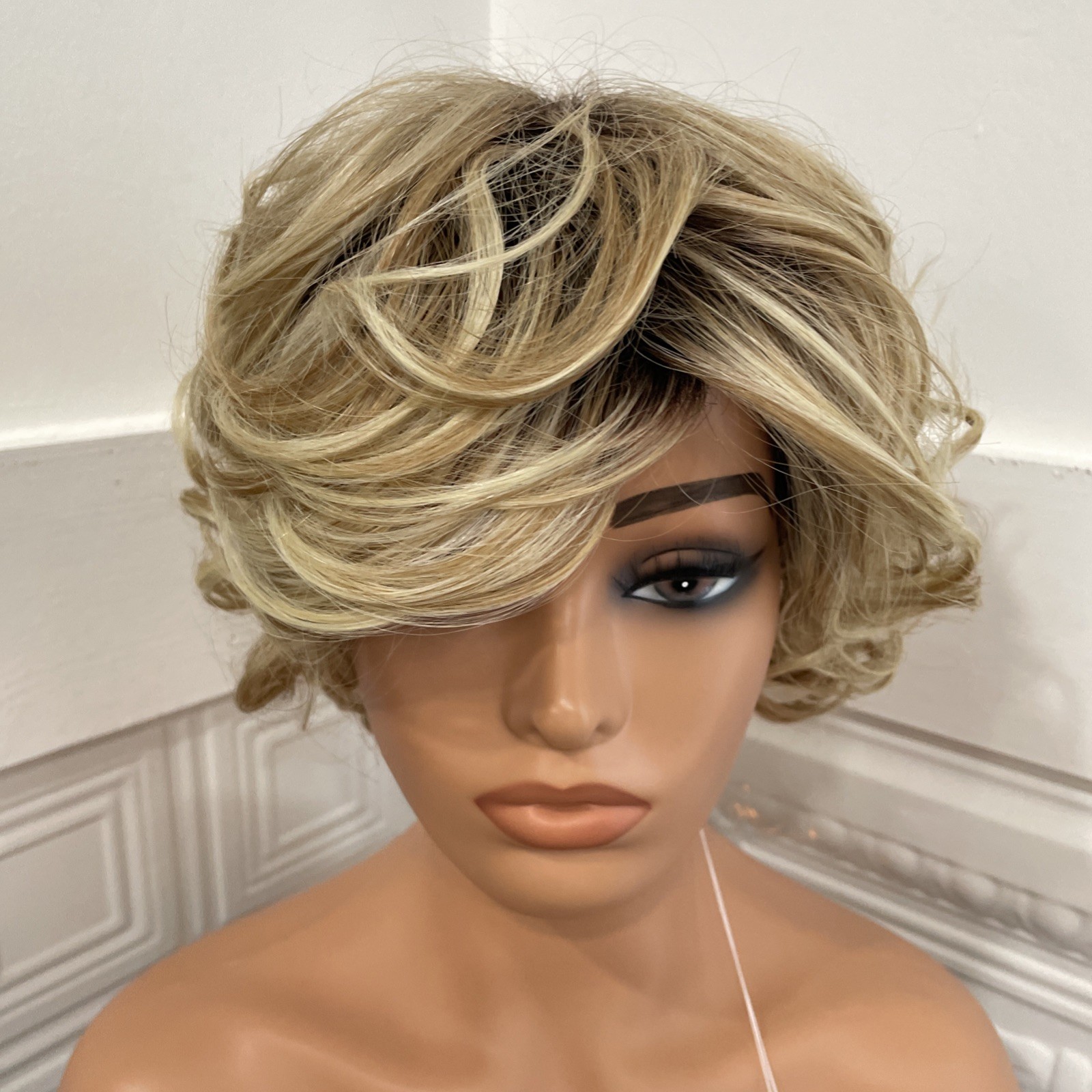 Toni Brattin 351 Gorgeous Regular HF Medium Blonde Wig New