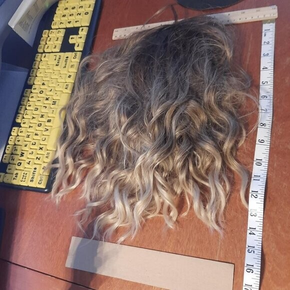 NEW ! Fashion Wig 16″ In Heat Resistant Hair Synthetic Curve Wavy Brown/ Blonde
