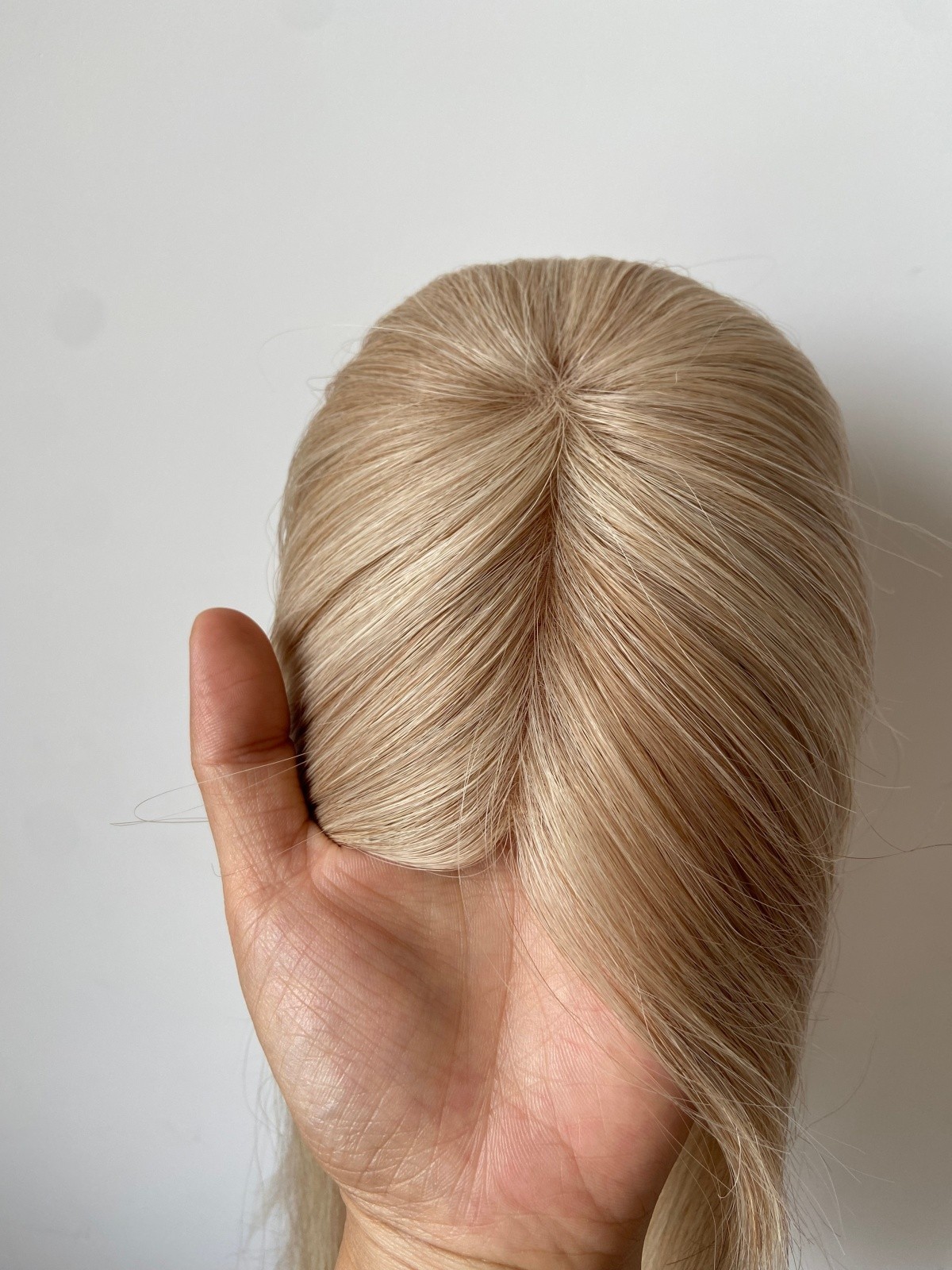 100% HUMAN HAIR CLIP IN 3X5 MONO TOPPER HONEY BROWN W/BLONDE HIGHLIGHTS 14″ 16″