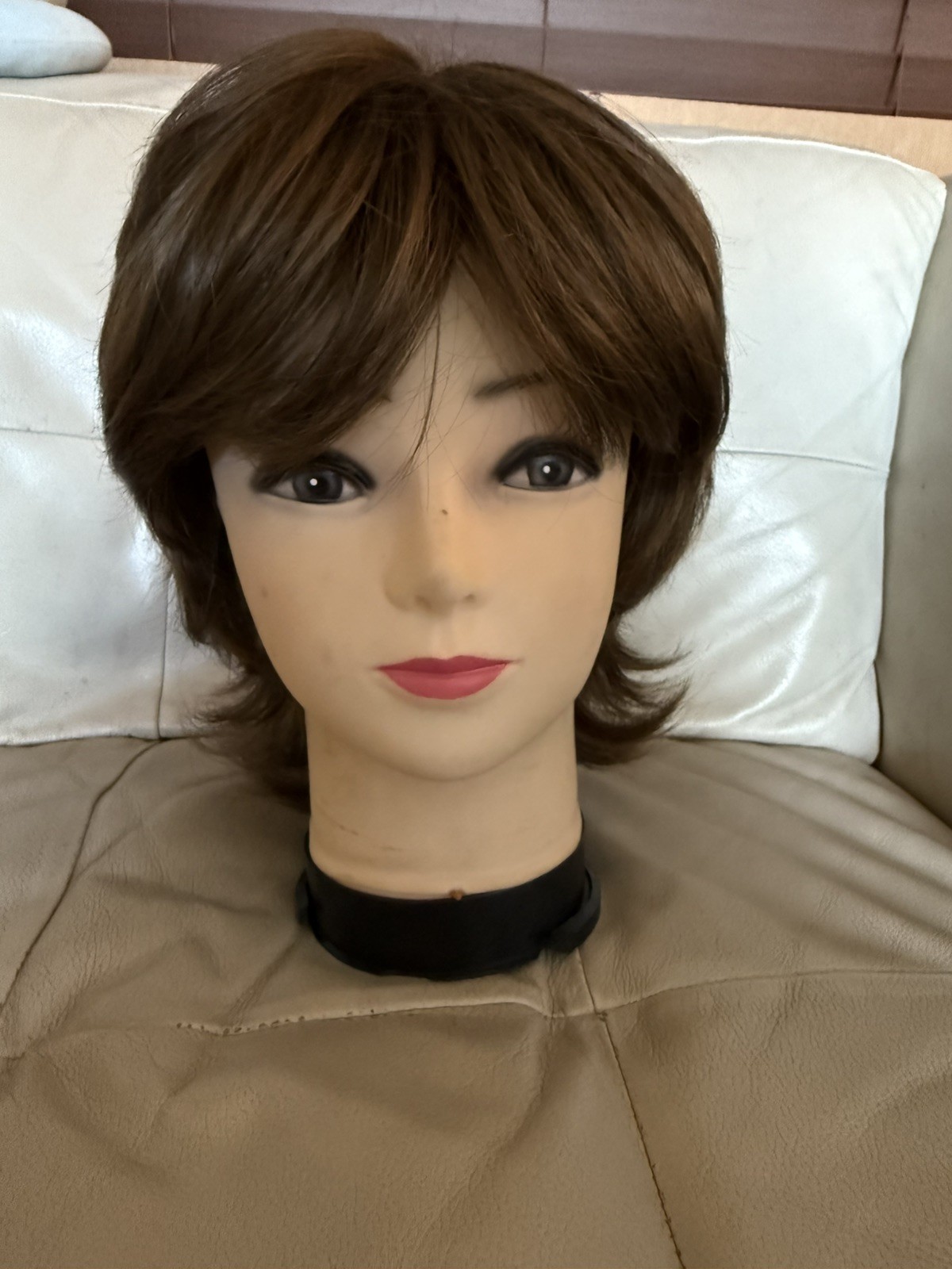 Henry Margu Short Layered Synthetic Wig Classic Cap Multi-Tonal Brown Pre-Owned