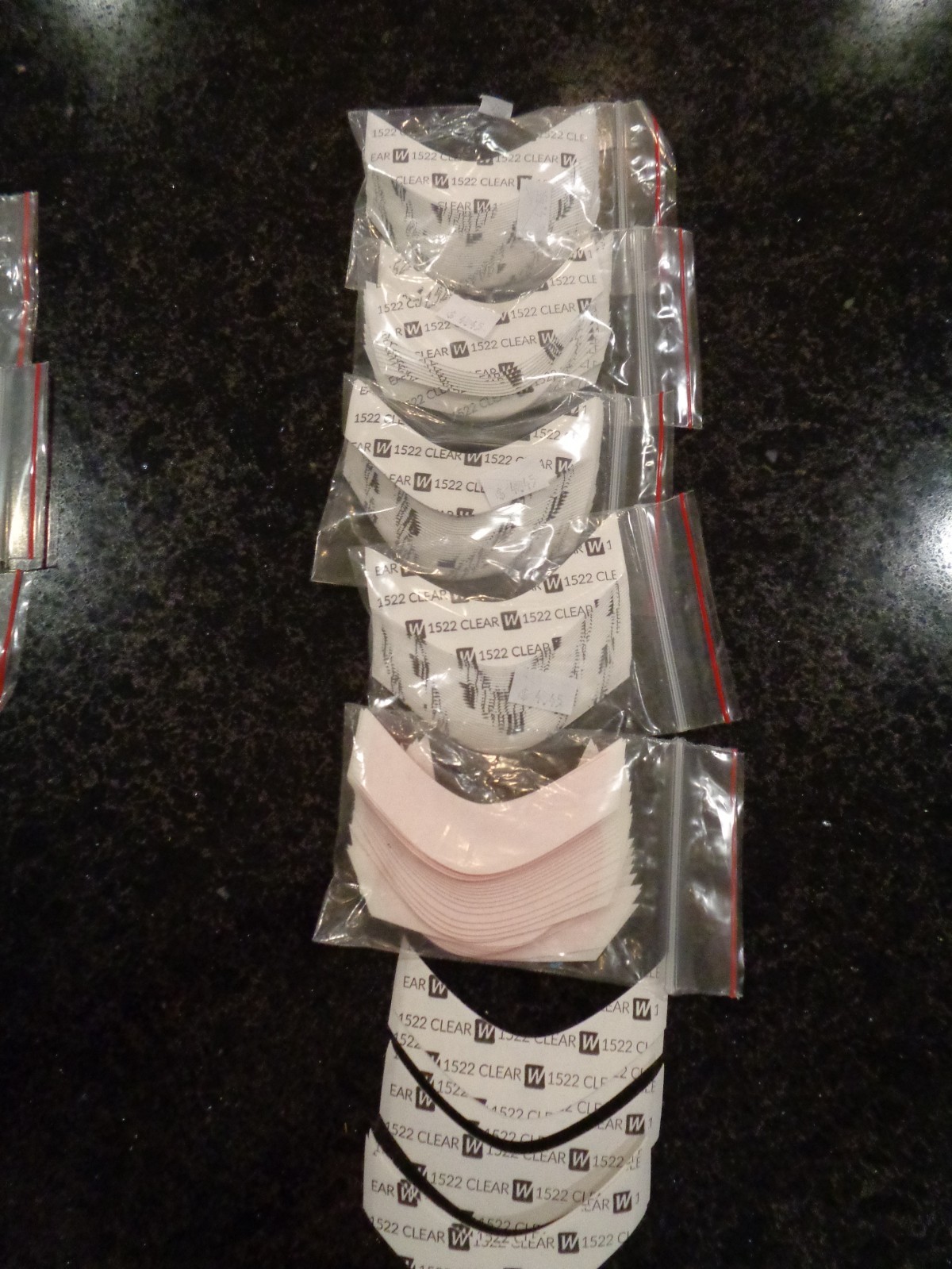 Lot Walker 3M 1522 Clear Hairpiece /toupee Adhesive Tape 185 Pc. 1” x 3” A-curve