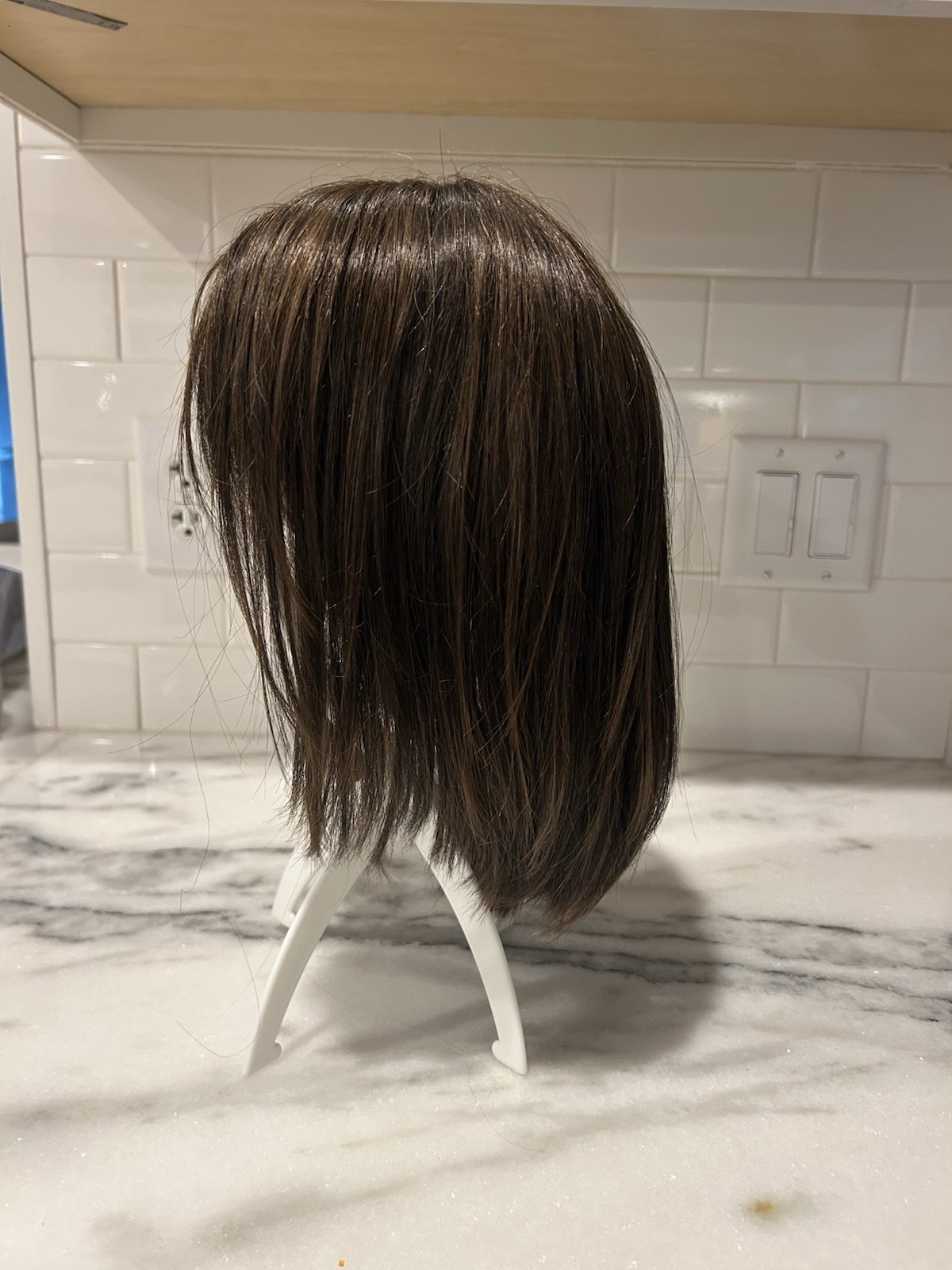 Gabor Lace Front Wig Medium Brown w/ Caramel Highlights Layered Bob Lob Avg Cap