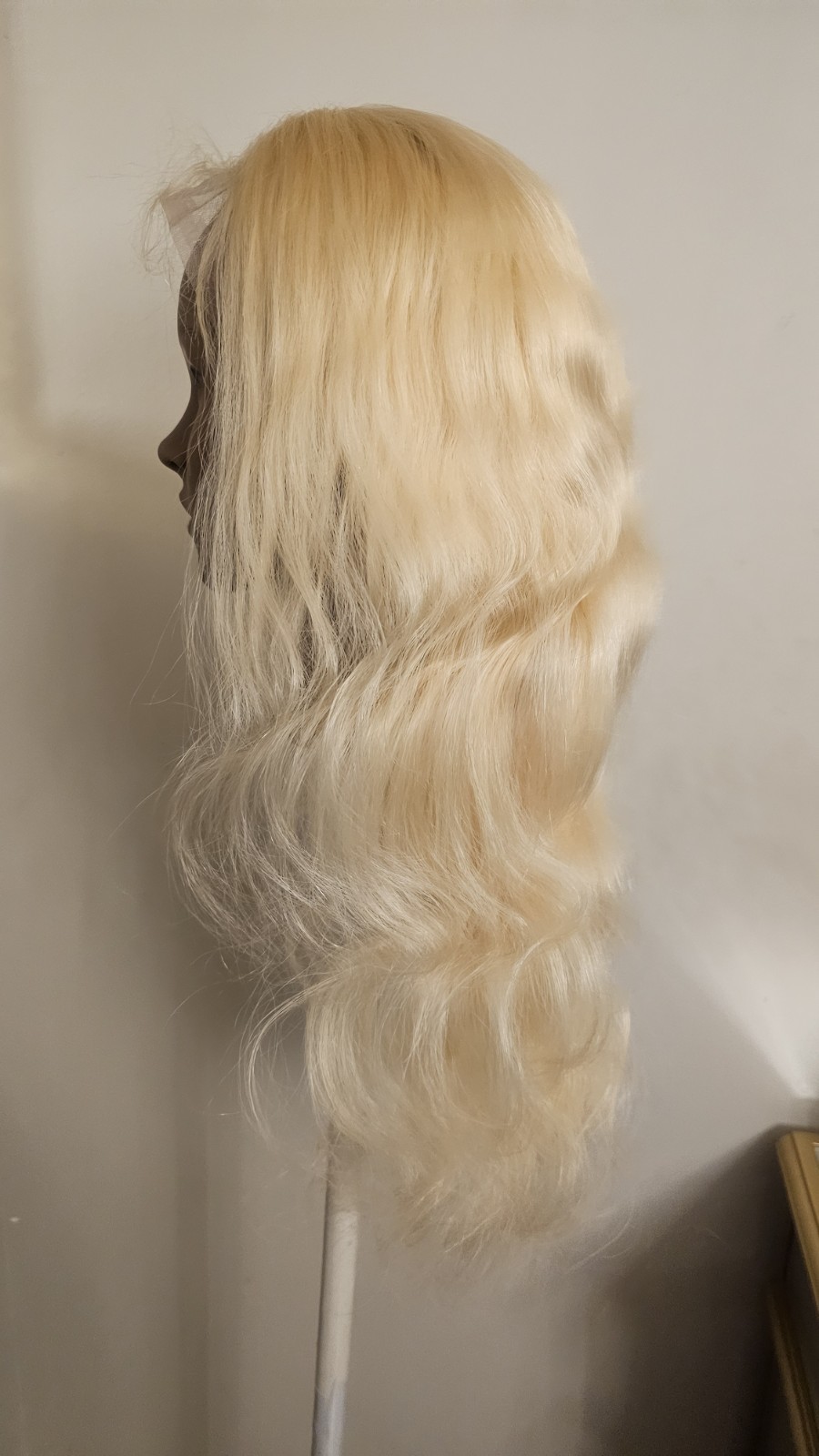 High Quality regular Top 28 ” blonde straight 100% Virgin Human Hair Lace Wig