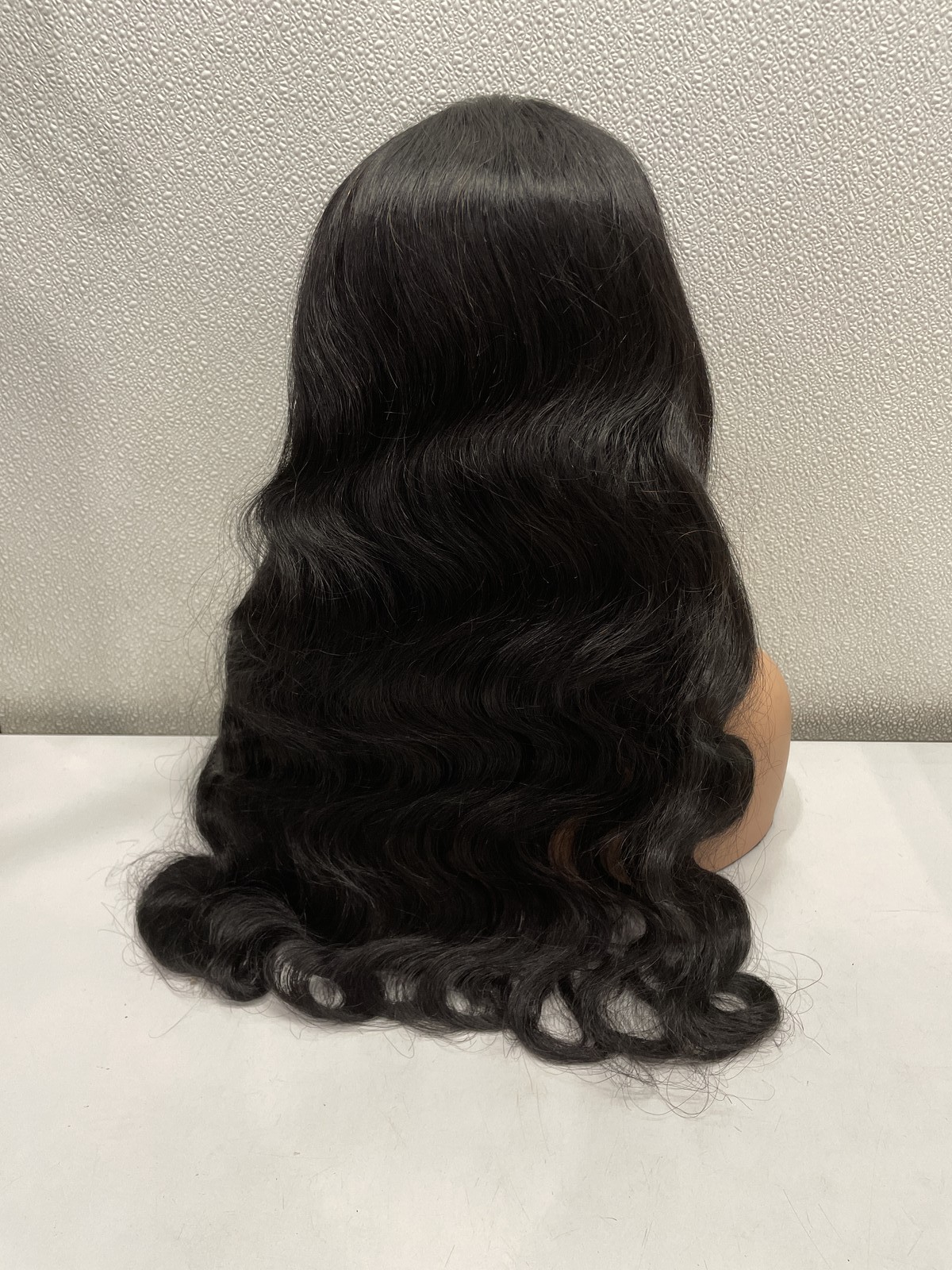 Urnoble Body Wave Natural Black Human Hair Glueless Headband Wig 28in