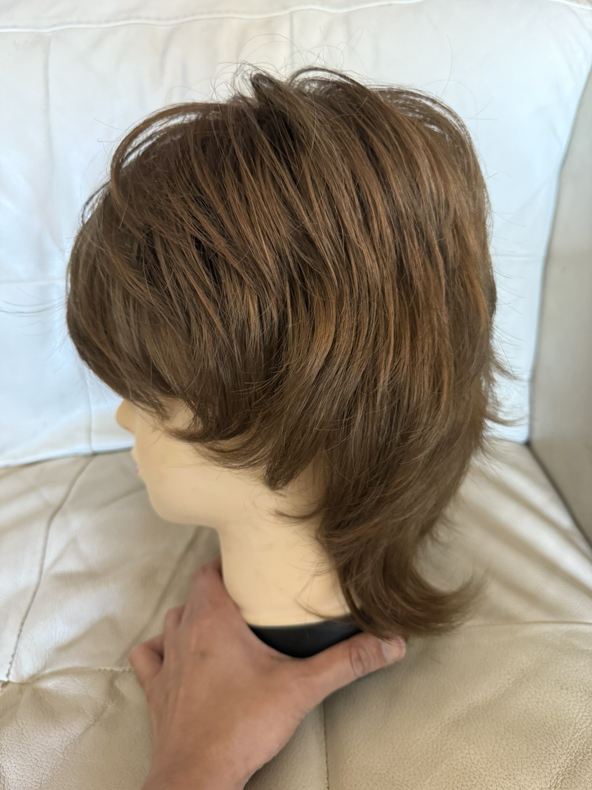 Henry Margu Short Layered Synthetic Wig Classic Cap Multi-Tonal Brown Pre-Owned