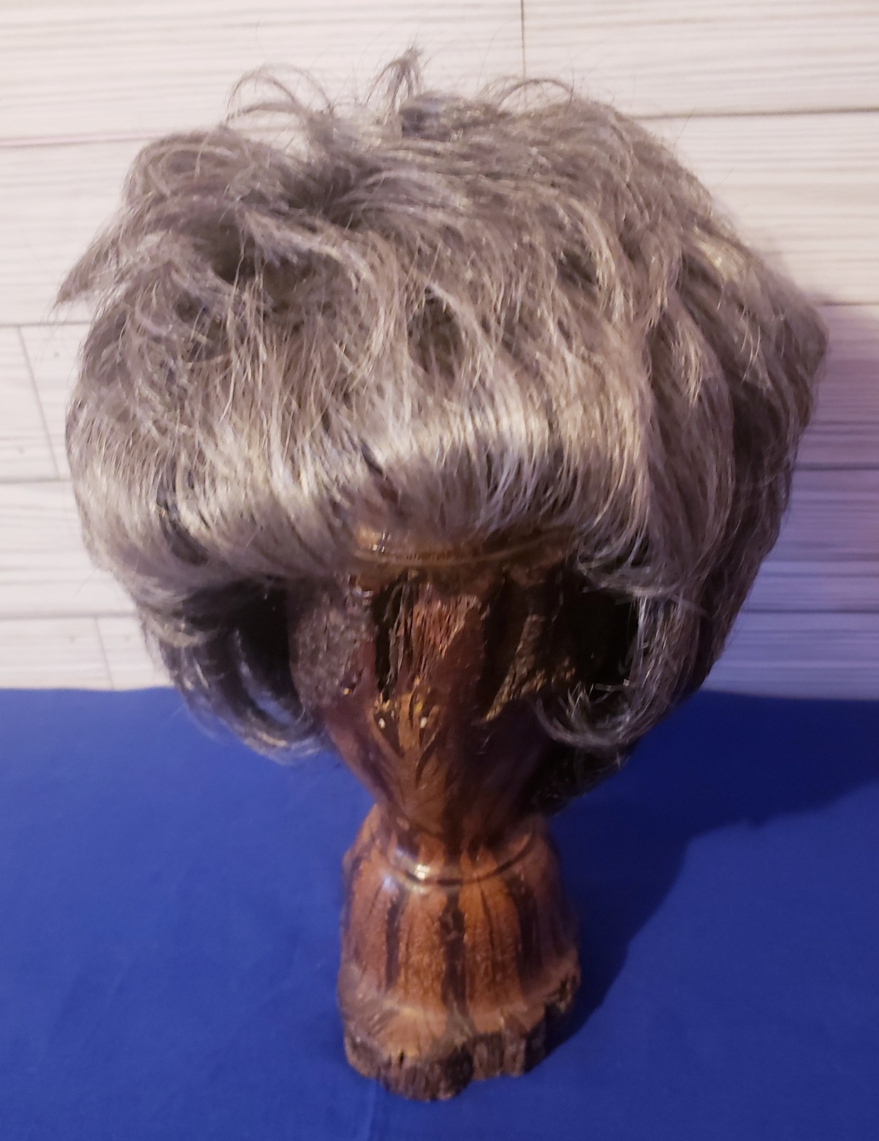 Foxy Silver Collection Gray Short Hair Modacrylic Wig Japanese Origin