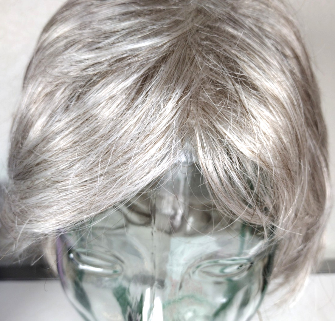 Paula Young Wig Silver “Beth” Easy-Care Synthetic Materials Made in Japan w Tags