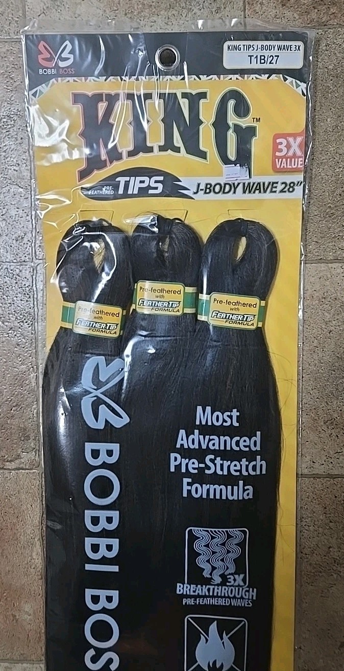 BOBBI BOSS TIPS KING J BODY WAVE 28″ Pre-Feathered Tips Color T1B/27 (3 Per Bag
