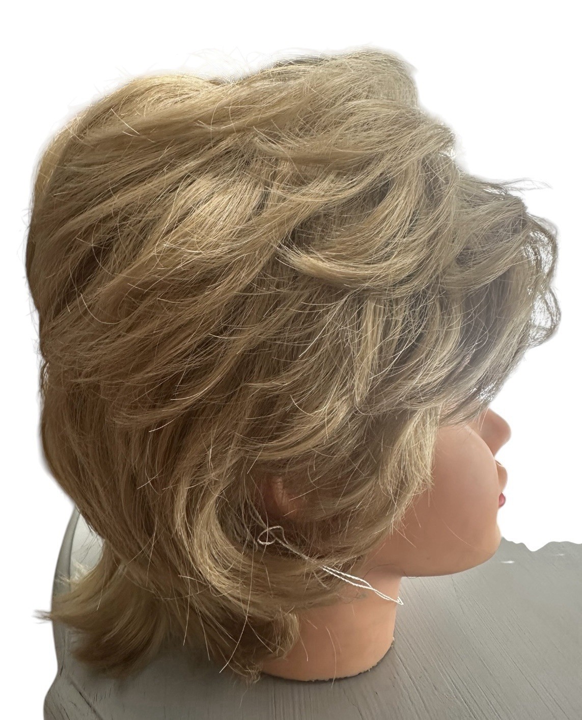 Revlon Reflections Wig Acclaim In Color 26R Medium Blonde