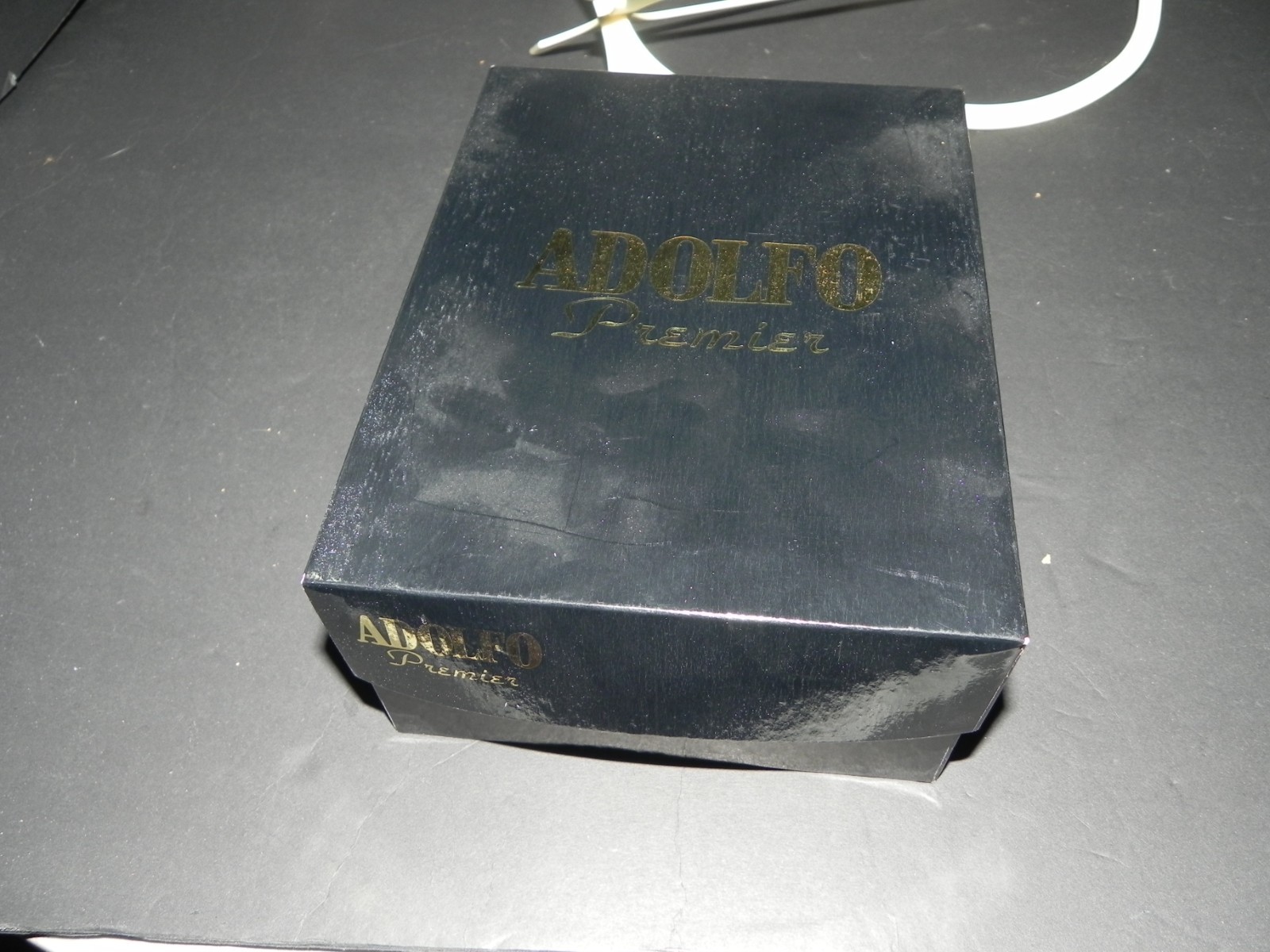 Beauty Trends Wig Adolfo Madrid Color 10 Medium Length New with Box