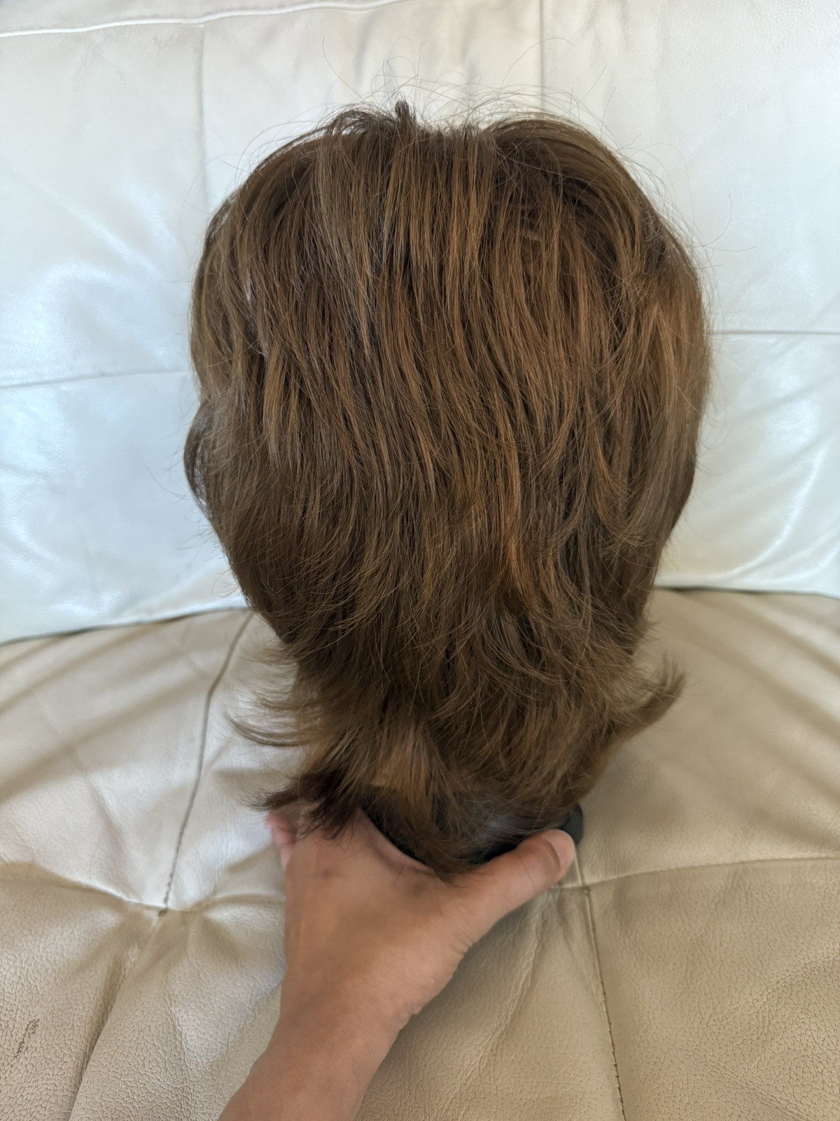 Henry Margu Short Layered Synthetic Wig Classic Cap Multi-Tonal Brown Pre-Owned