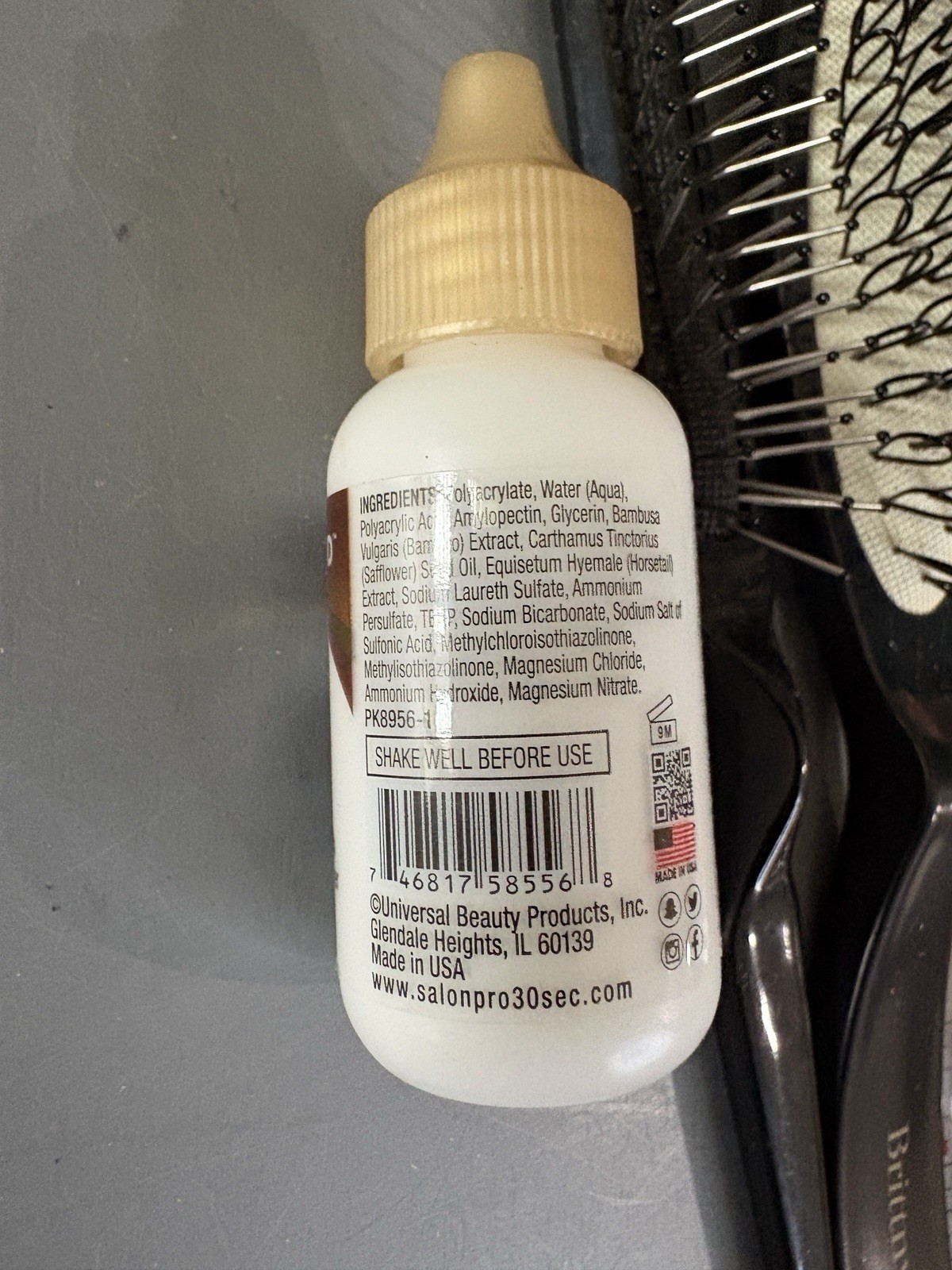 Brittny Wig Brush Set Loop Detangler + Salon Pro Chic Bond Glue 34ml