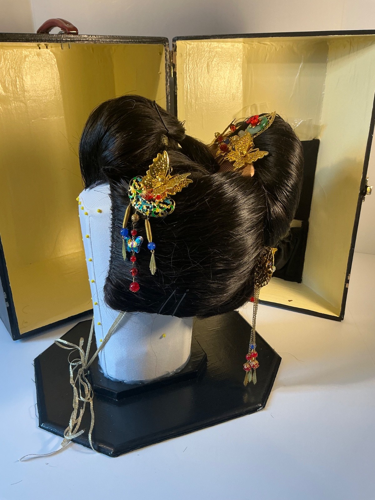Japanese Traditional KATSURA Japanese Hair Bridal Wig Case with Stand & Kanzashi