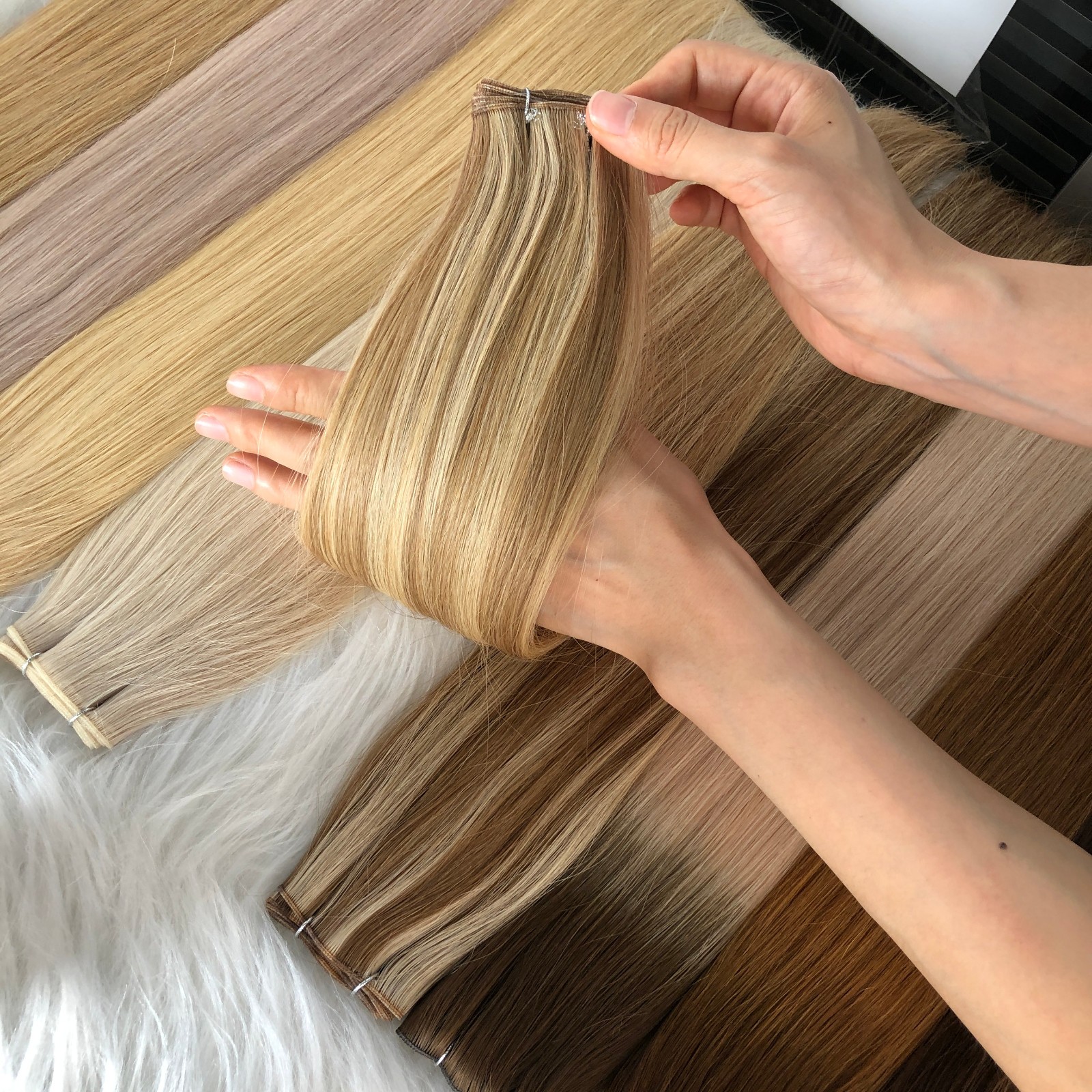 Double Weave Sew in Weft Hair Extensions Russian Remy Human Hair Weft Bundles