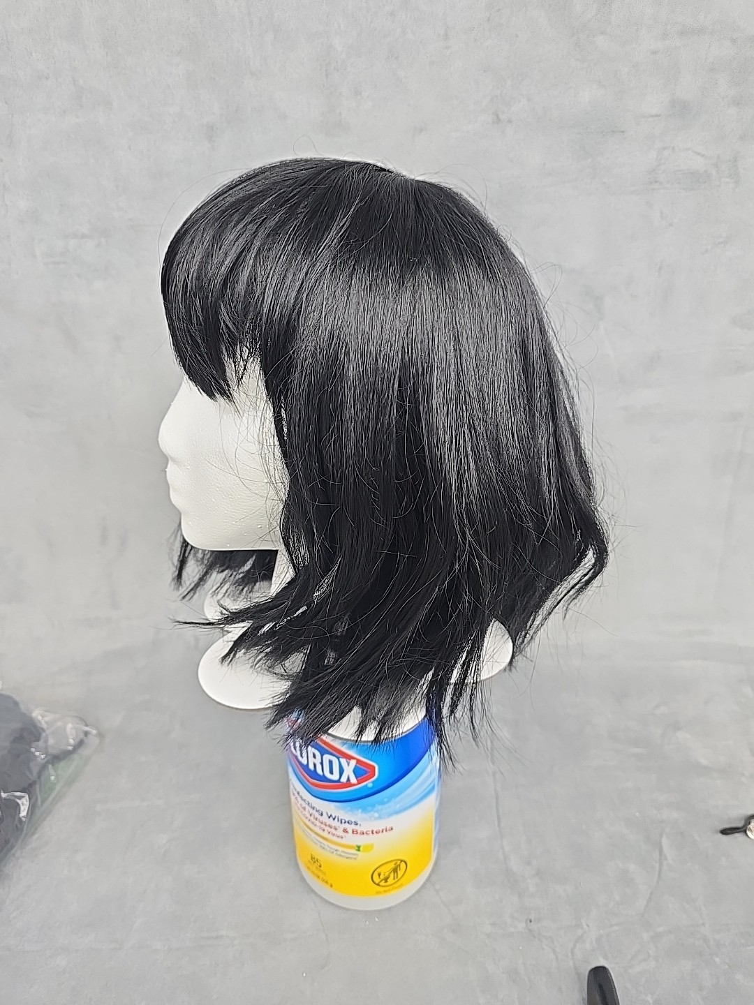 Black Short 10-in Bob With Bangs High Temperature Fiber Wig – Open Box