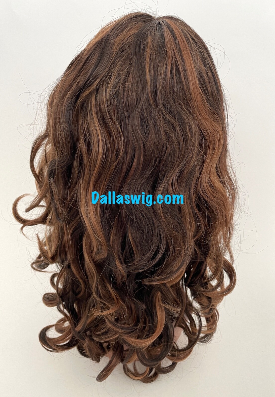 Junee Fashion Manhattan Heat Resistant Fiber Long Wavy Water Body Curl Nadia Wig
