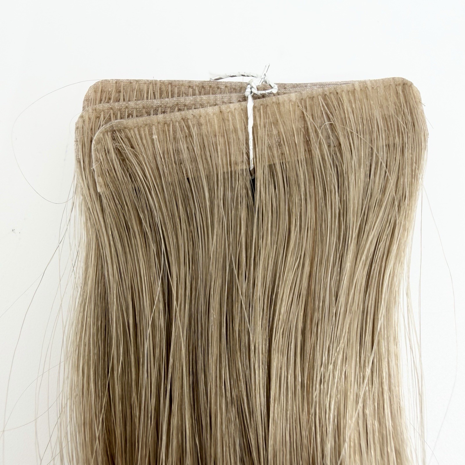 Glam Seamless 20” Tape In Hair Extension Rooted Platinum Blonde #1001 10 Pack