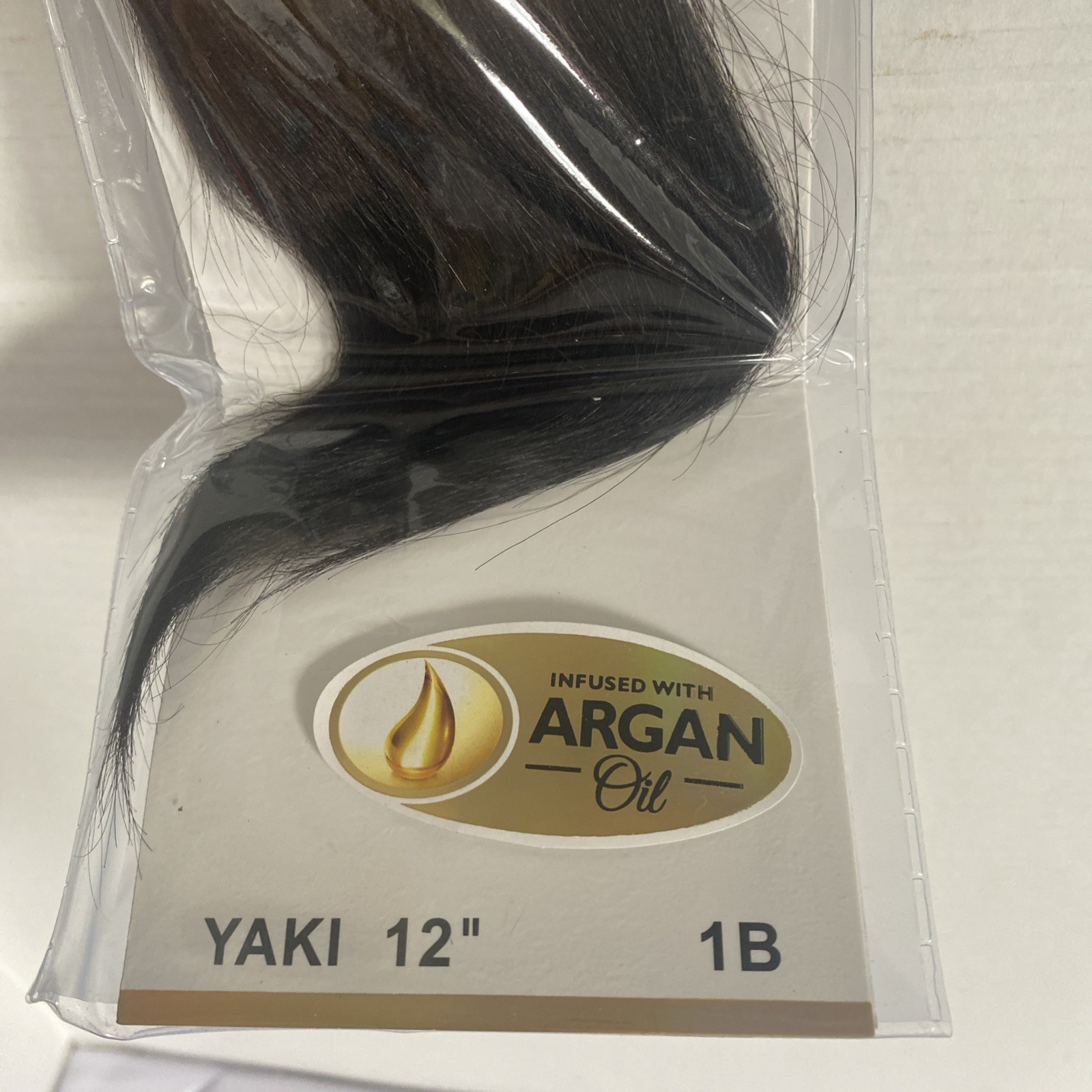 EMPIRE YAKI – SENSATIONNEL 100% HUMAN REMY HAIR SOFT YAKY WEAVE W/ ARGAN OIL
