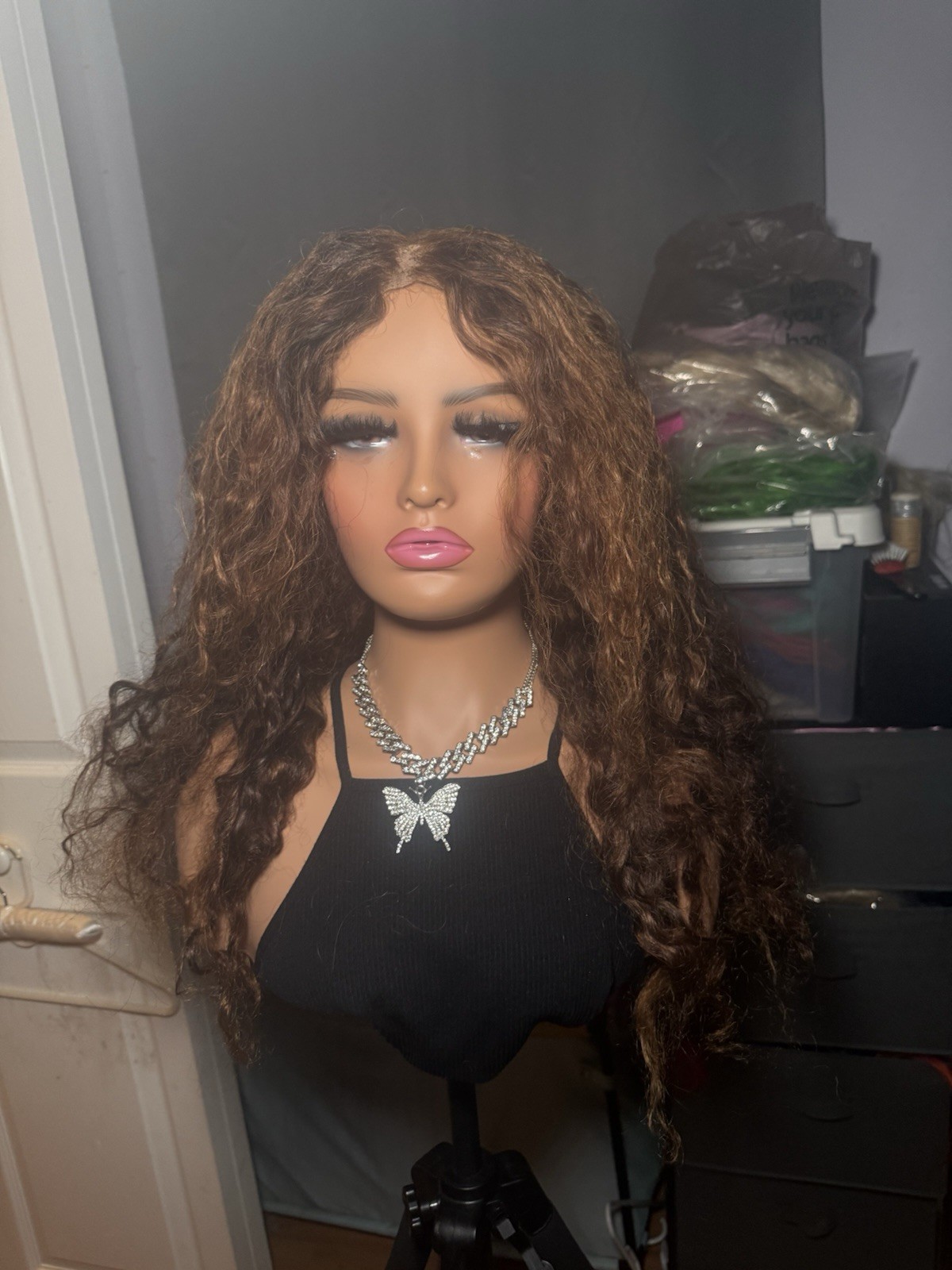 100% Human Hair 4×4 Lace Closure Wig Brown Curly Pre-Plucked 24-26