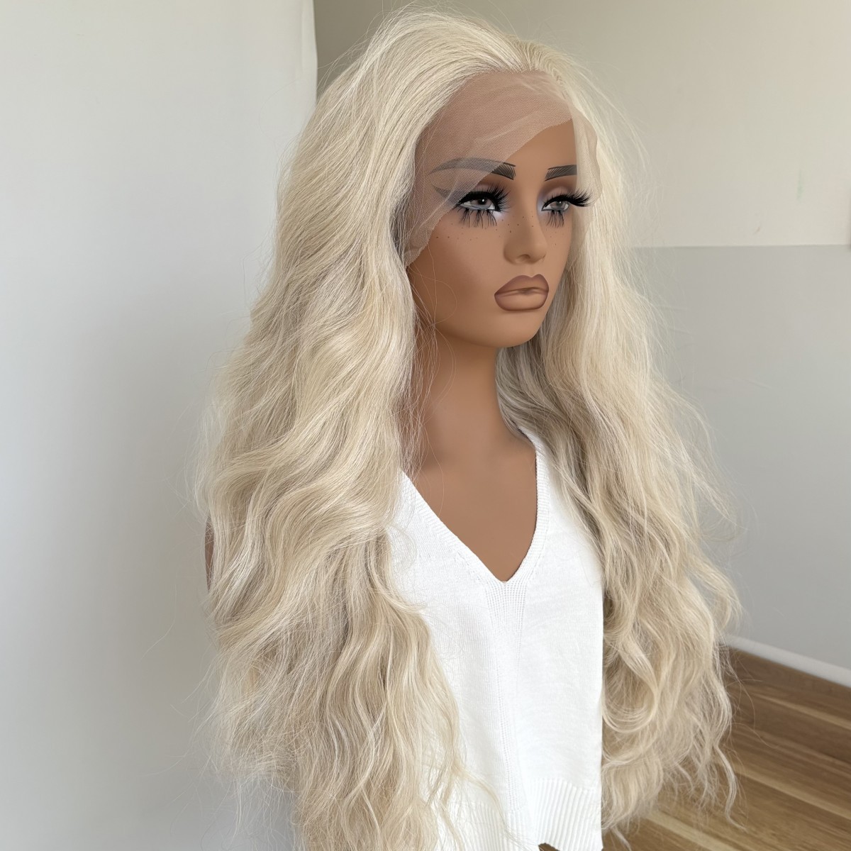 Heat Resistant Hair Highlight Blonde Glue Less Lace Front Wig Long Wavy