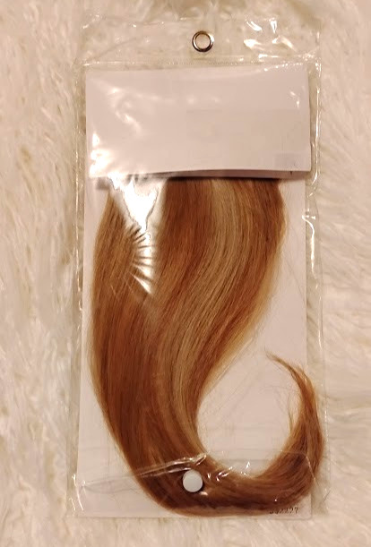 Lot of 5 Sew-In Weft Human Hair Extensions Medium Blonde 70 g. Hair Length 14″