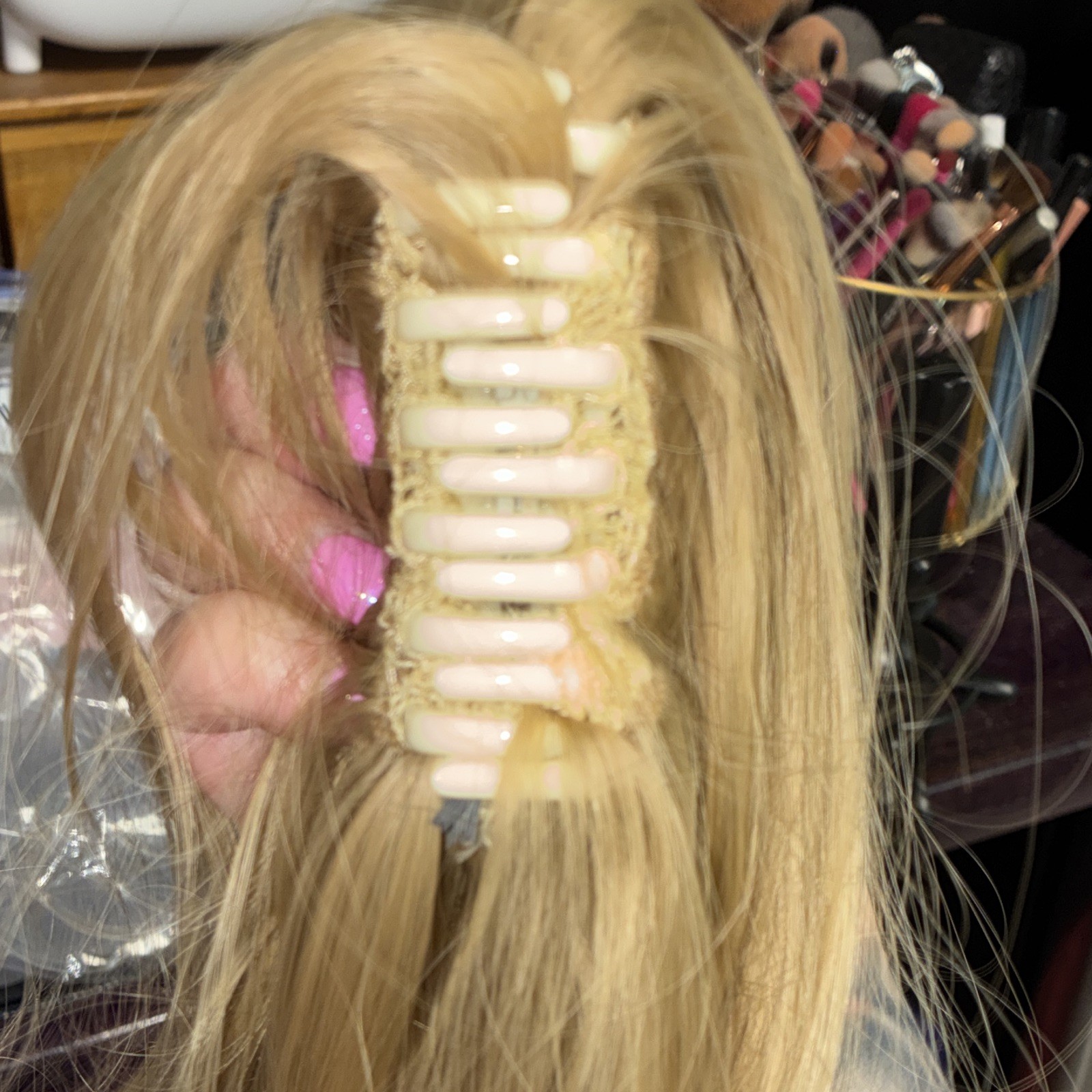 Clip-In One-Piece Wavy Synthetic Hair Extension, Golden Blond, 21-30 in