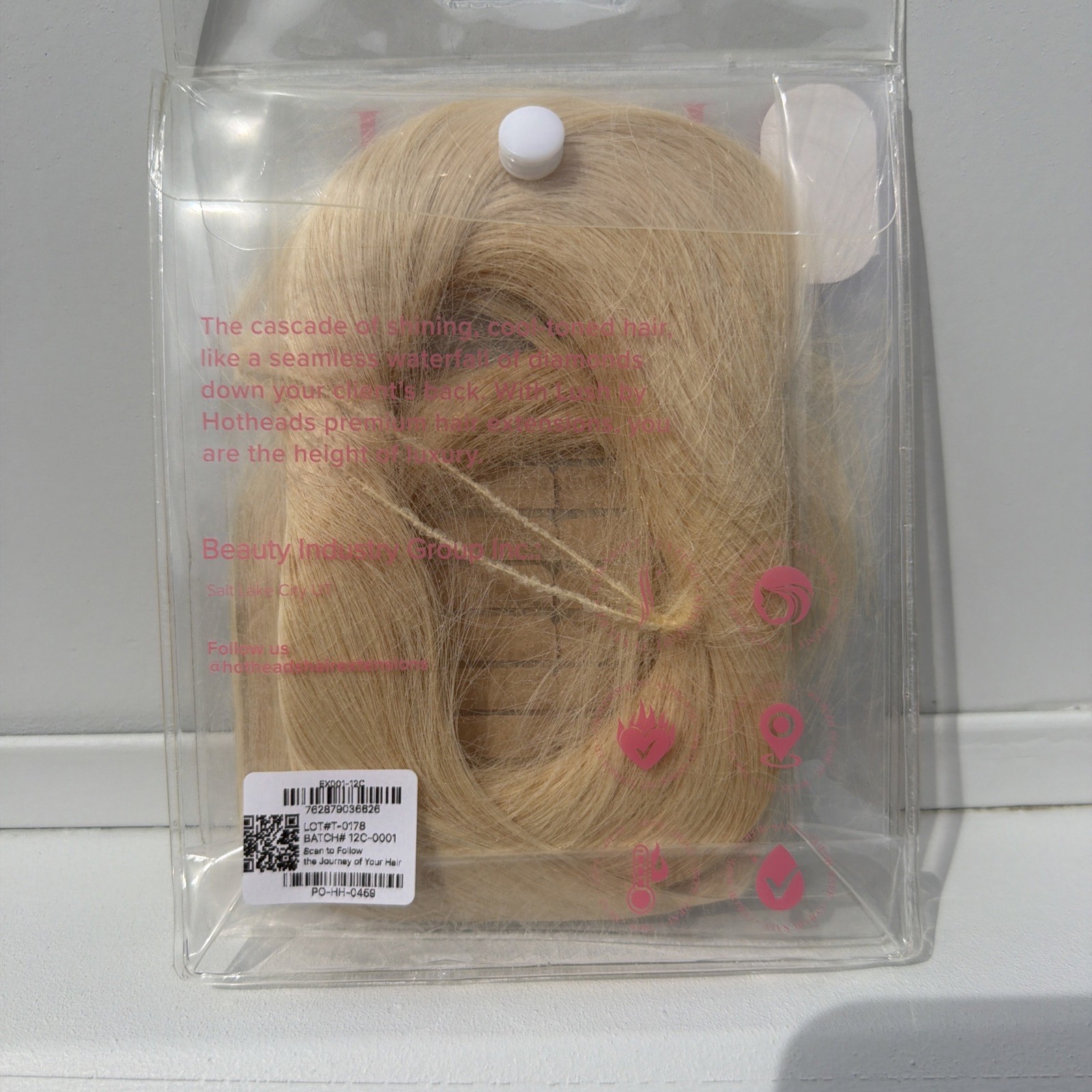 Hotheads Tape In Extensions LUSH Originals 26” 20 Pieces Topaz #60C Blonde NEW