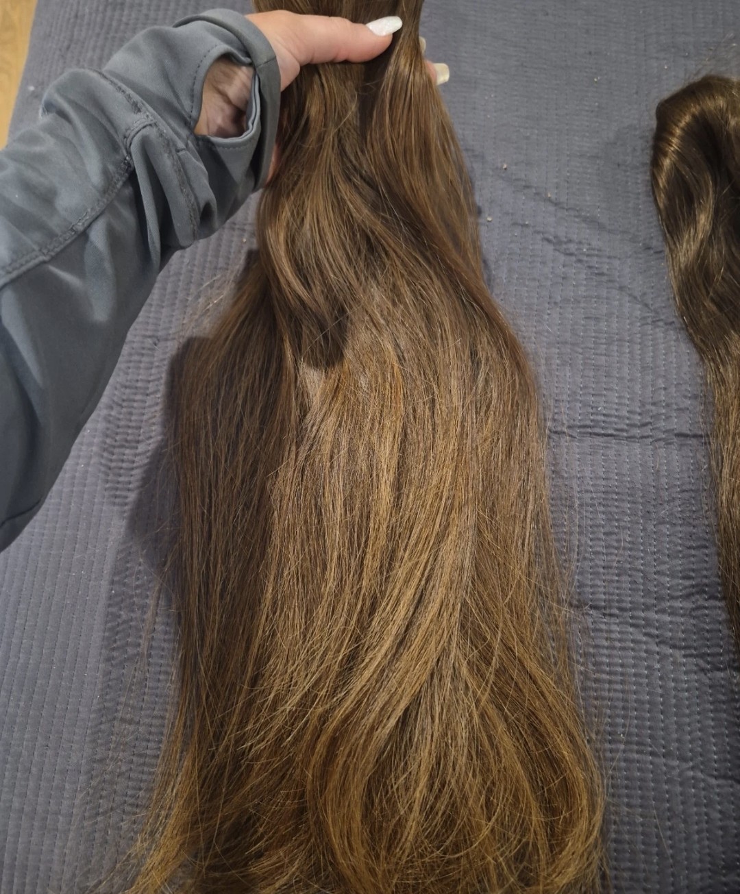 Human Hair Weft Extension Straight Medium/Brown 20-22 inchs