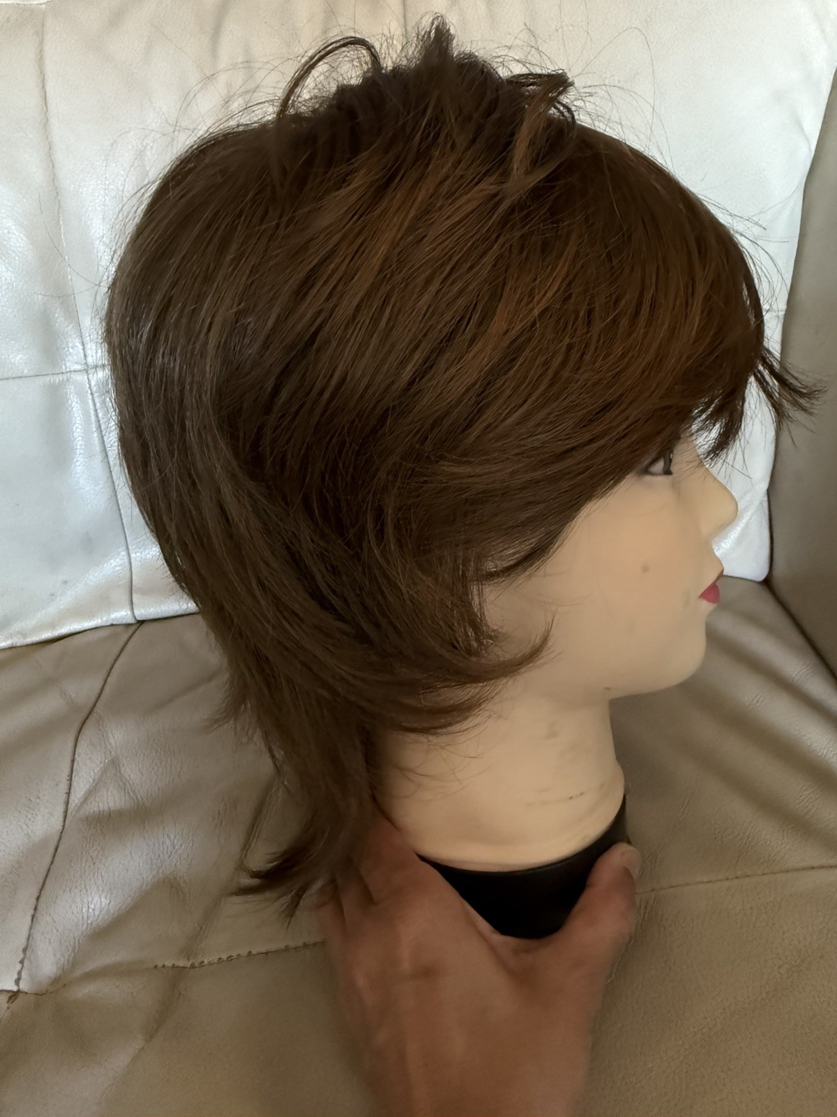 Henry Margu Short Layered Synthetic Wig Classic Cap Multi-Tonal Brown Pre-Owned