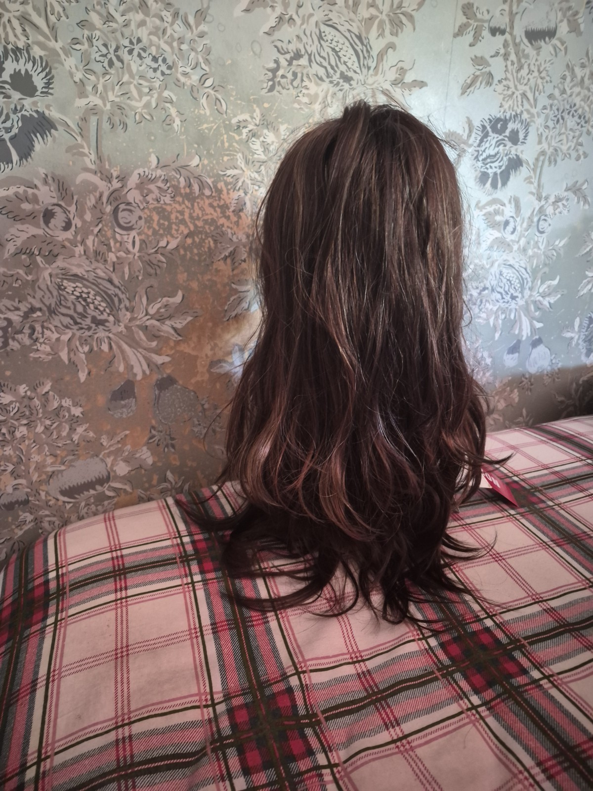 Layered Wavy Razberry Ice-R Synthetic NORIKO ANGELICA Wig Classic Cap 20in Women