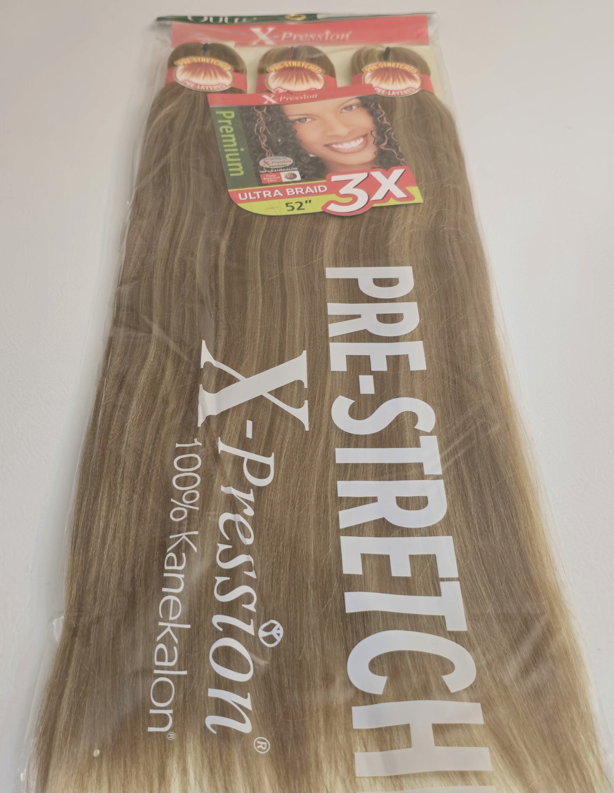 X-pression Expression Kanekalon Outre 3X Xpression Pre-Stretched 52″ M27/30/613